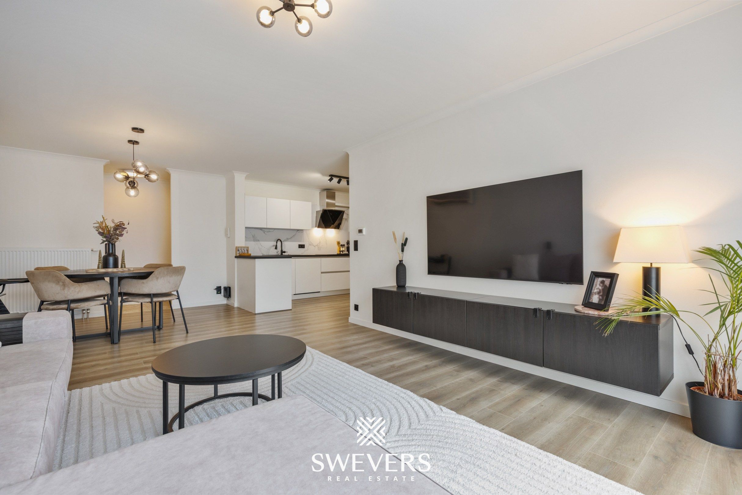 Instapklaar appartement met 2 slaapkamers in centrum Koersel foto 7