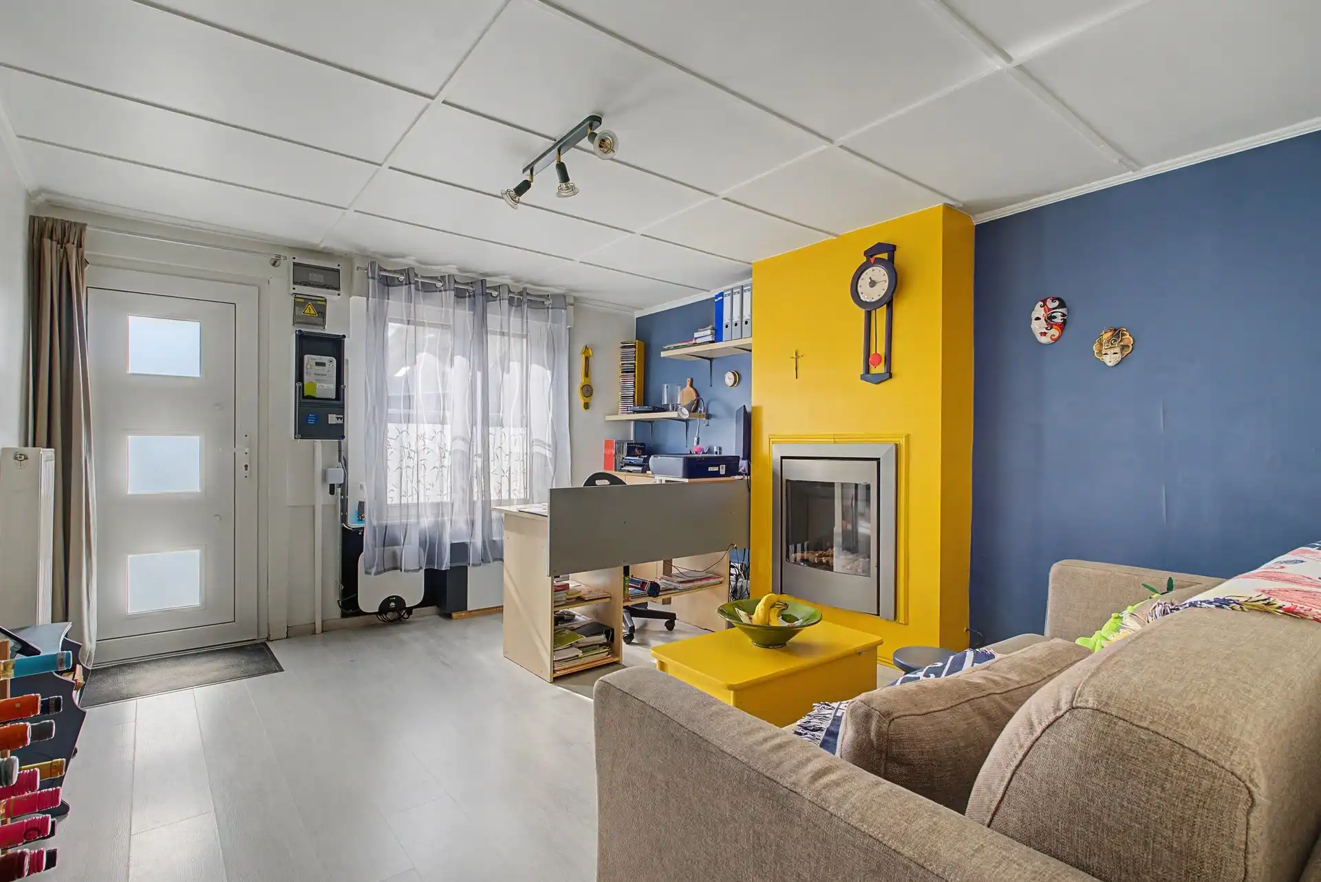 Instapklare halfopen bebouwing met 2 slaapkamers en garage nabij centrum Uitbergen foto 3