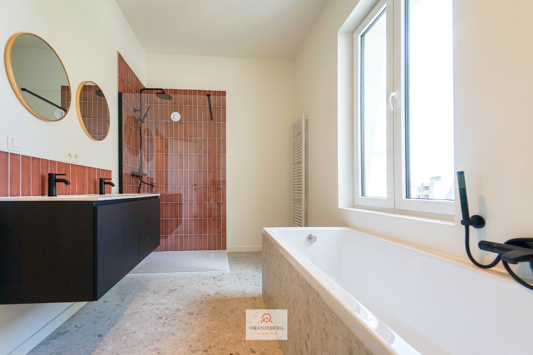 Gerenoveerd duplex-appartement op fantastische locatie! foto 2