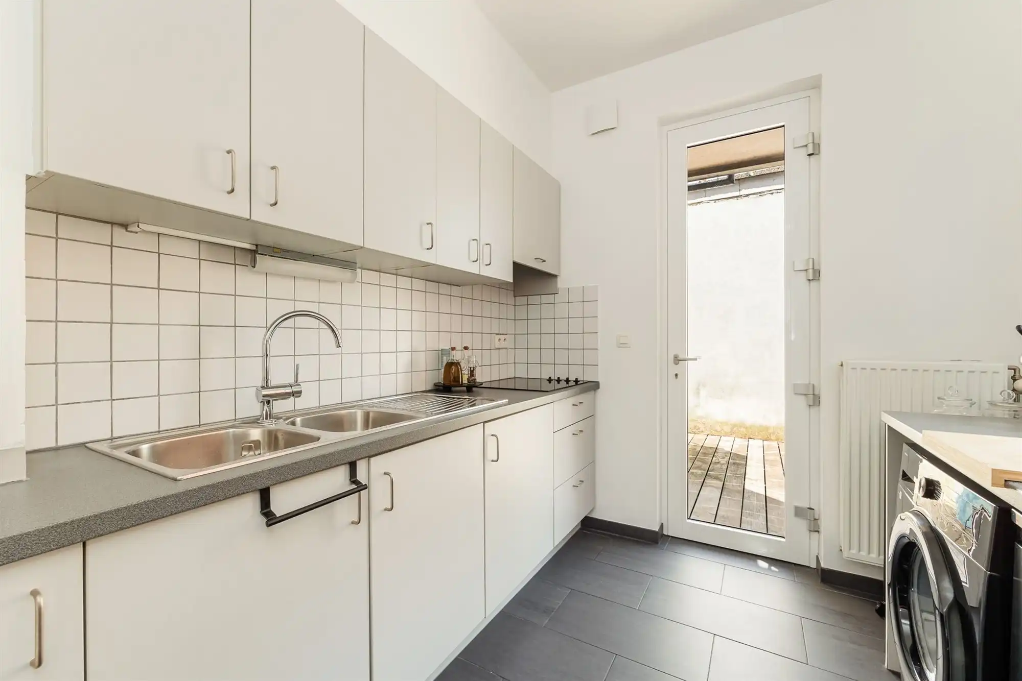 Appartement met terras op gunstige locatie  foto 2