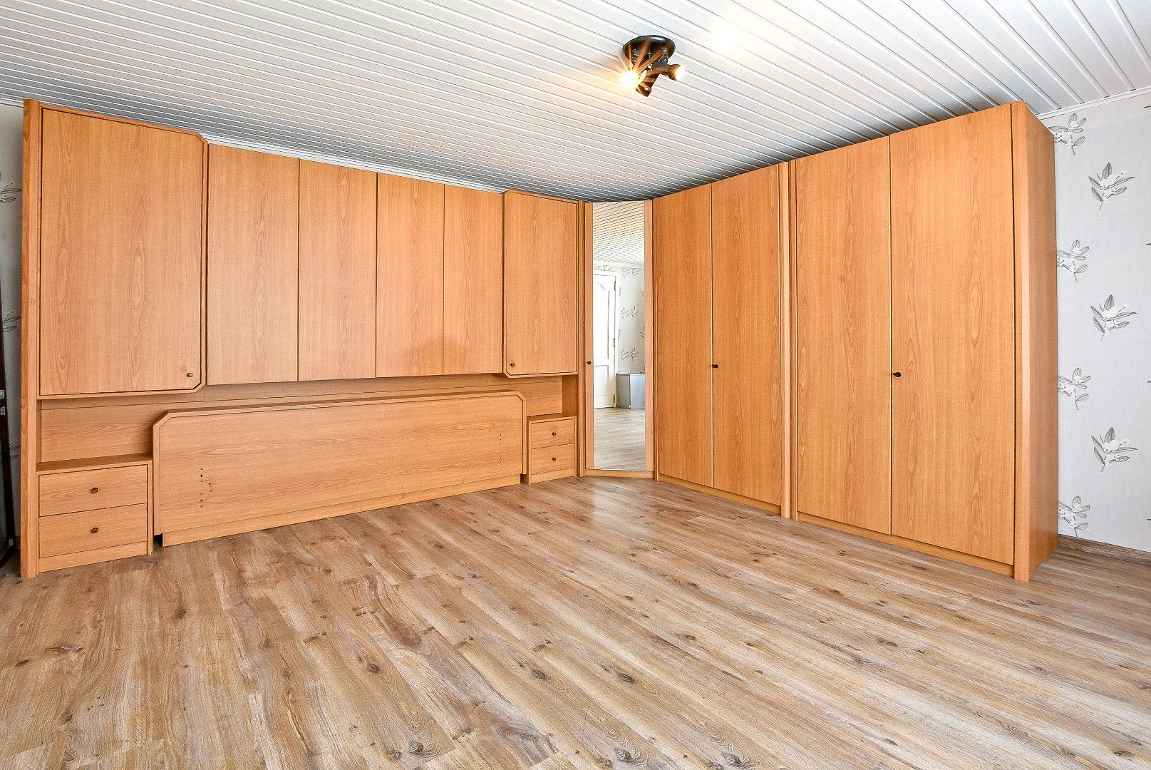 Gezellige halfopen woning te Diksmuide! foto 9