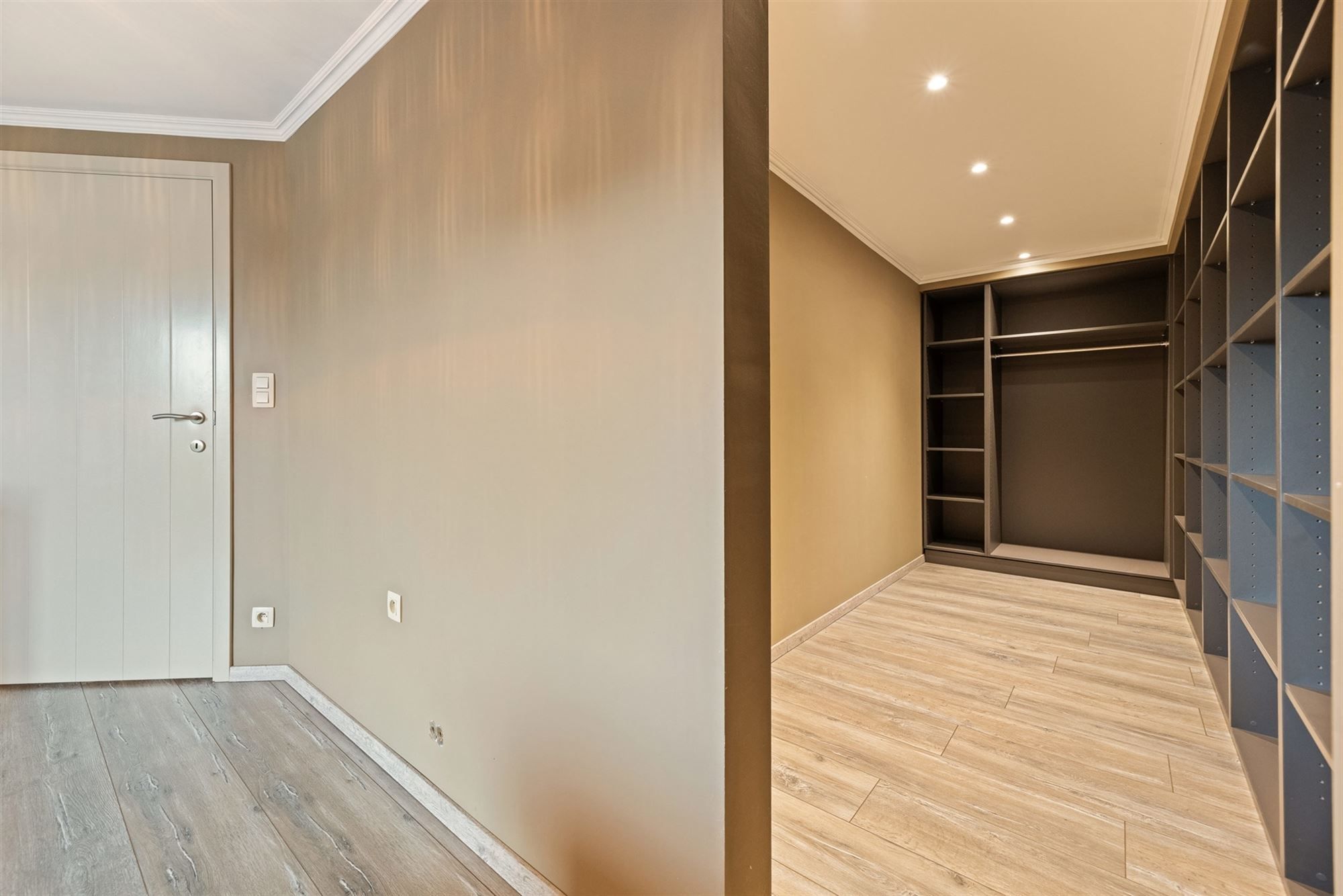 ZEER RUIM, ENERGIEZUINIGE WONING OP TOPLOCATIE! foto 24