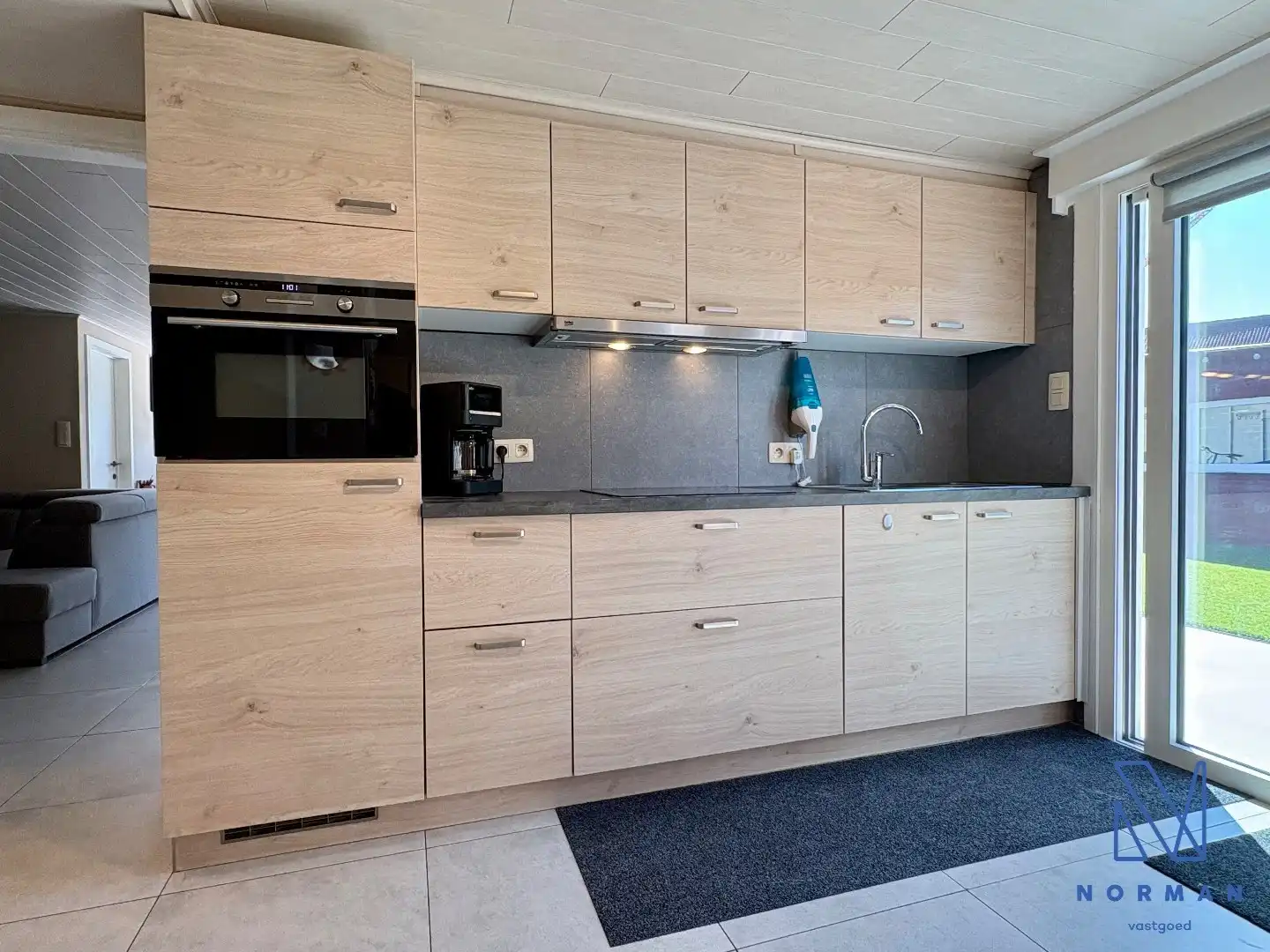 Ruime woning te koop in een doodlopende straat te Hulste – uiterst rustig gelegen met 4 slaapkamers en losstaande garage! foto 10