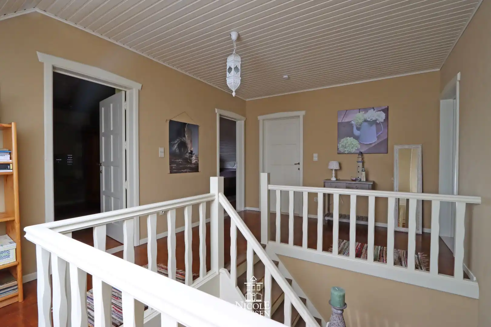 Mooi, verzorgd vrijstaand huis met drie slaapkamers  foto 17