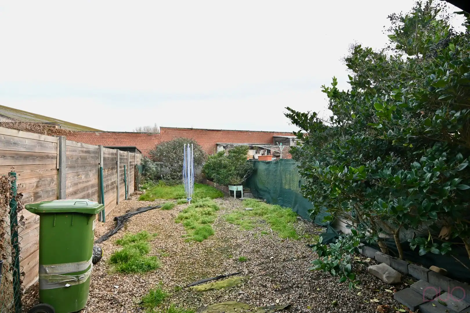 Op te frissen stadswoning met drie slaapkamers in rustige buurt foto 14