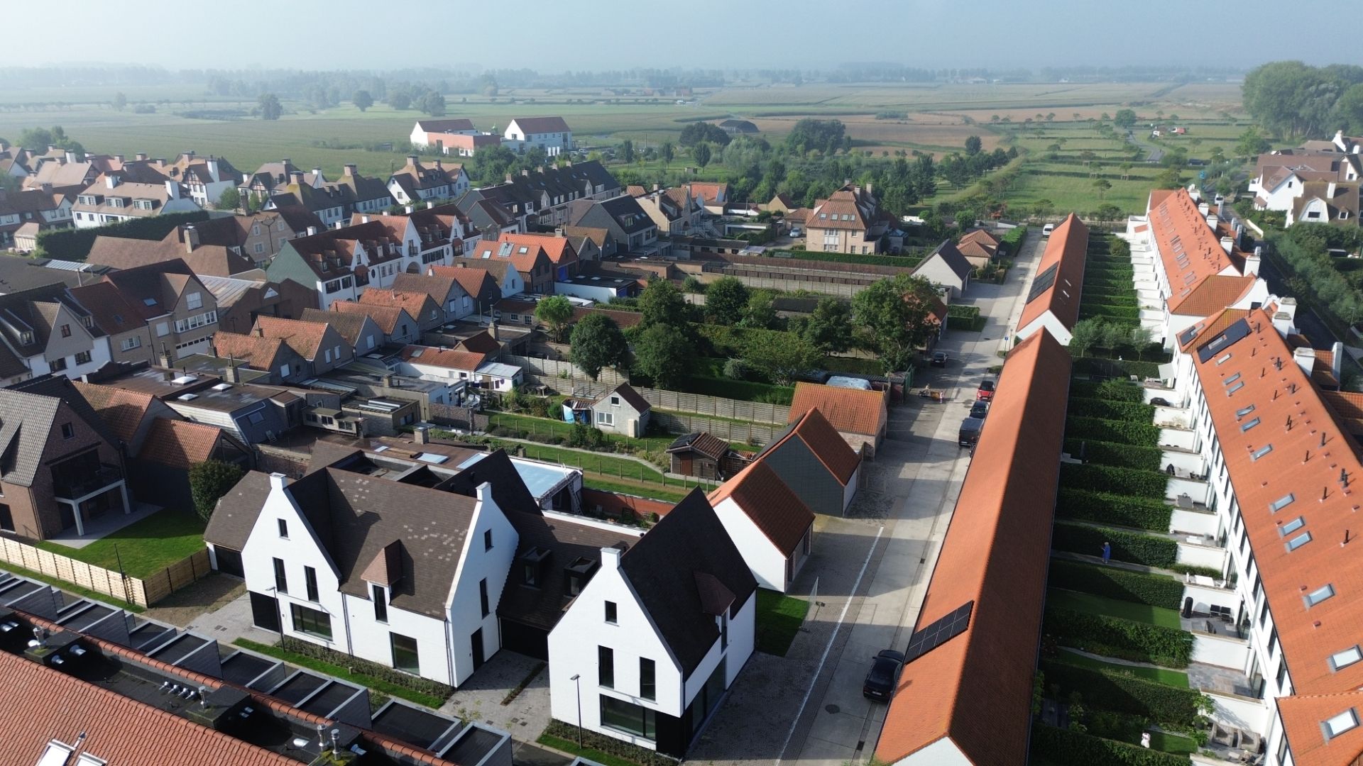 Prachtige halfopen nieuwbouw woning rustig gelegen in hartje Duinenwater foto 22