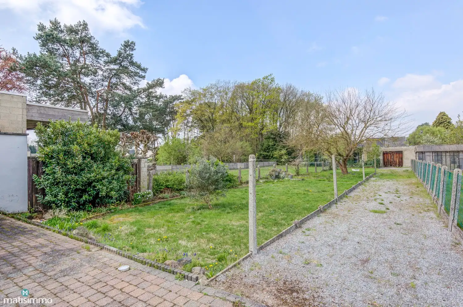 GEZINSWONING MET DRIE SLAAPKAMERS TE MAASMECHELEN foto 29