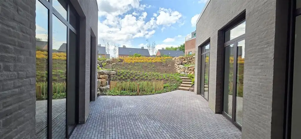 Zeer mooie handelsruimte/kantoor op fantastische locatie foto 10