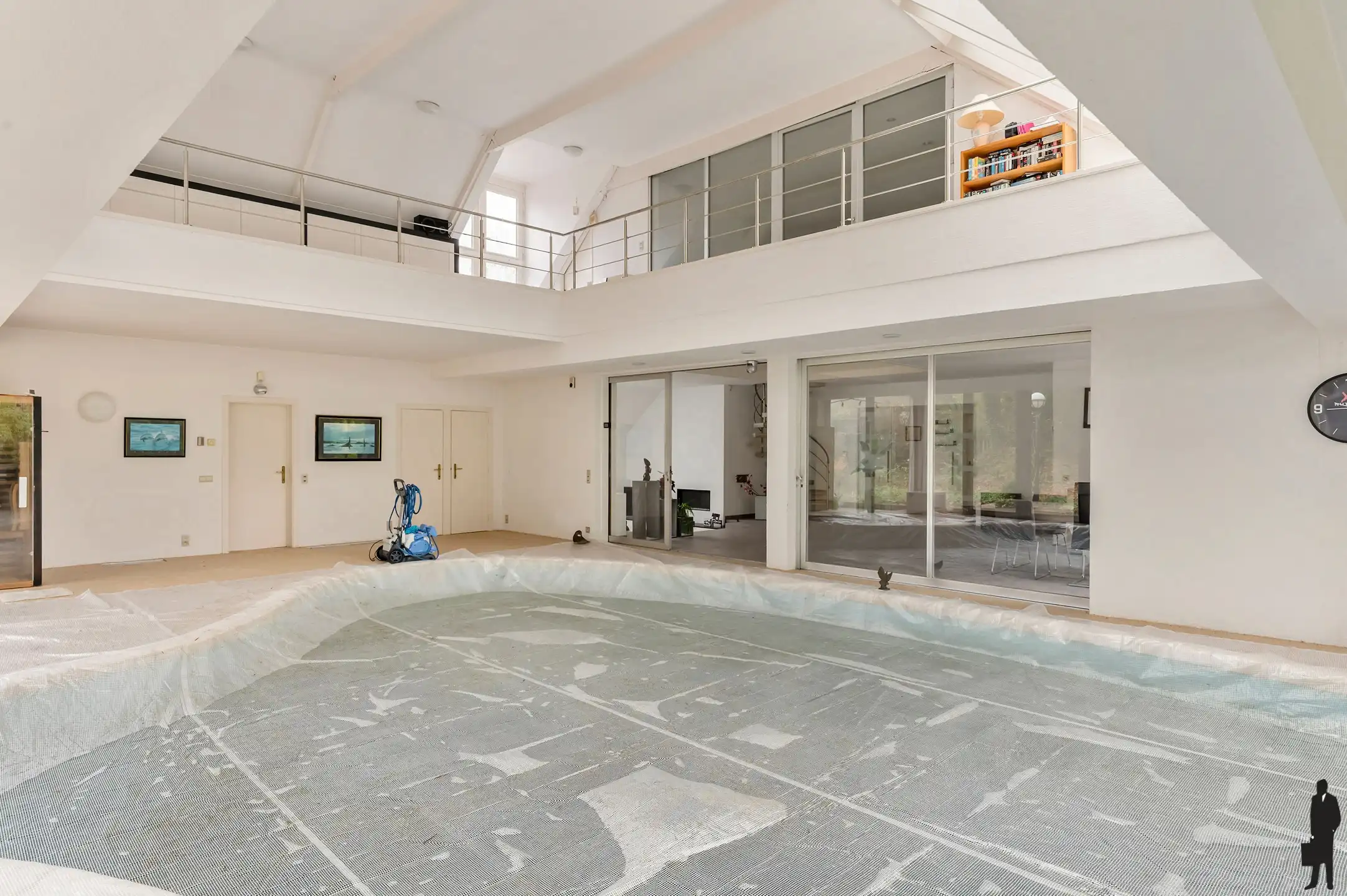 Residentieel gelegen te renoveren villa op ca. 2415m². foto 8