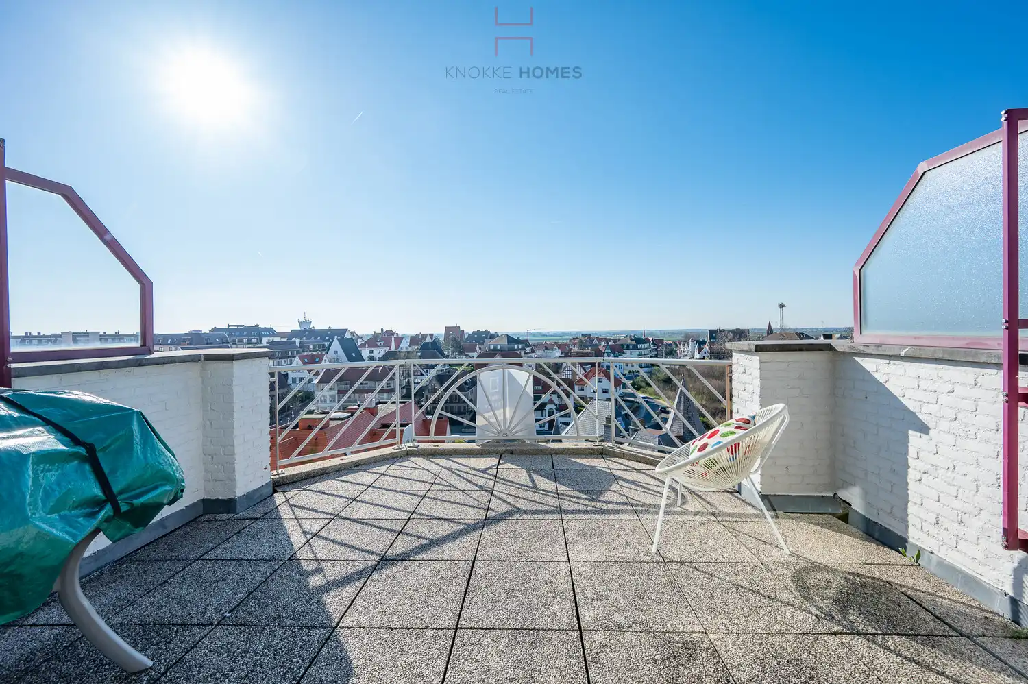 Duplexappartement met groot terras en open zicht over de minigolf en de villa's in Duinbergen foto 3