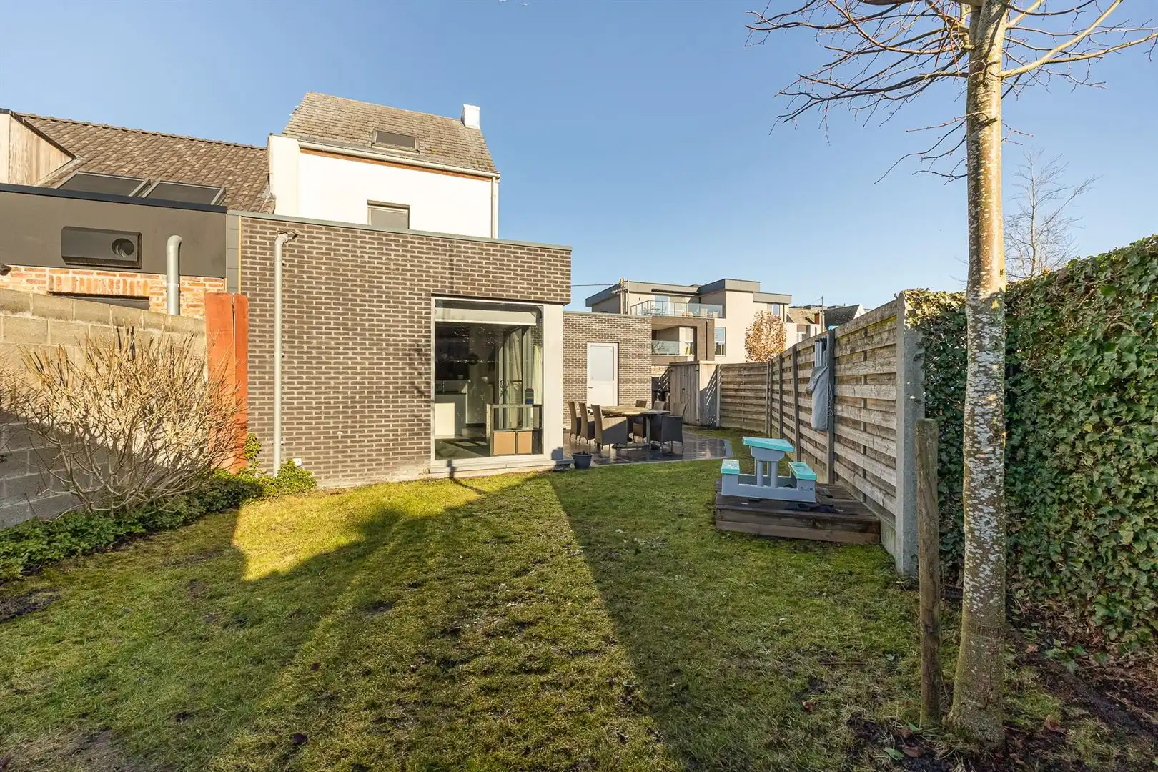 Rustig gelegen, instapklare HOB met 3 slaapkamers foto 2