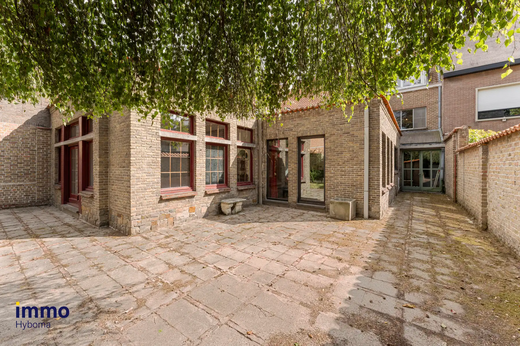 Unieke dokterswoning met praktijkgedeelte in hartje Eeklo foto 22