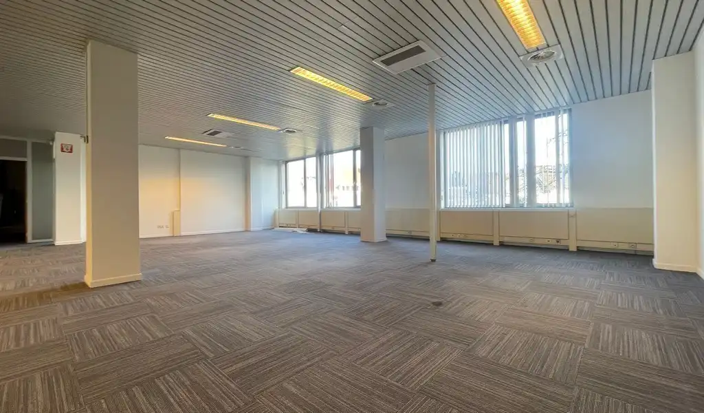 Kantoorruimte te huur in Commodity House foto 8