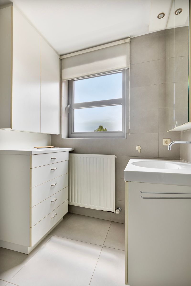 Goed onderhouden appartement op eerste verdieping met garage foto 18