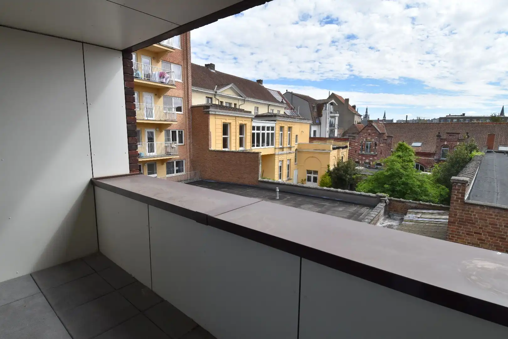 Instapklaar 2-slaapkamerappartement op toplocatie nabij het centrum van Kortrijk foto 12
