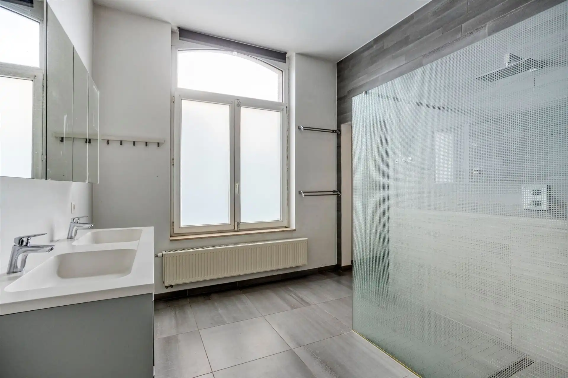 Volledig gerenoveerde en charmante stadswoning foto 11