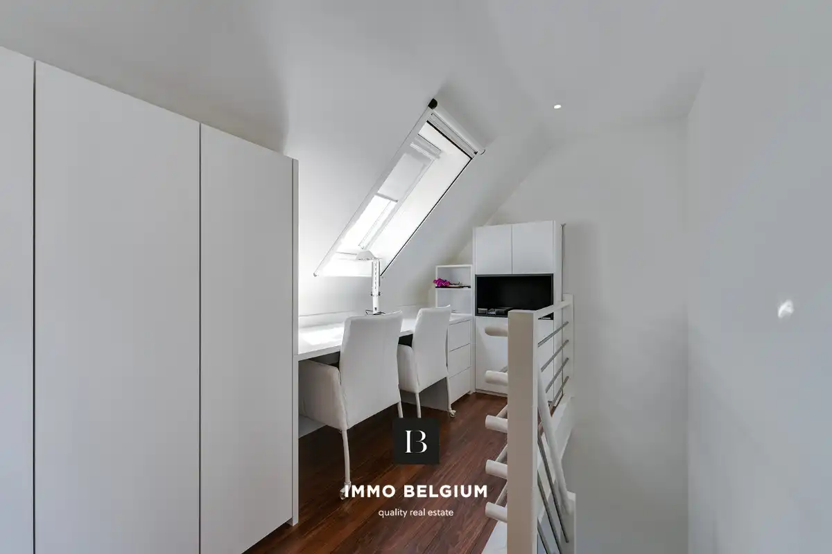 Hoogwaardig afgewerkt appartement met 3 slaapkamers foto 18