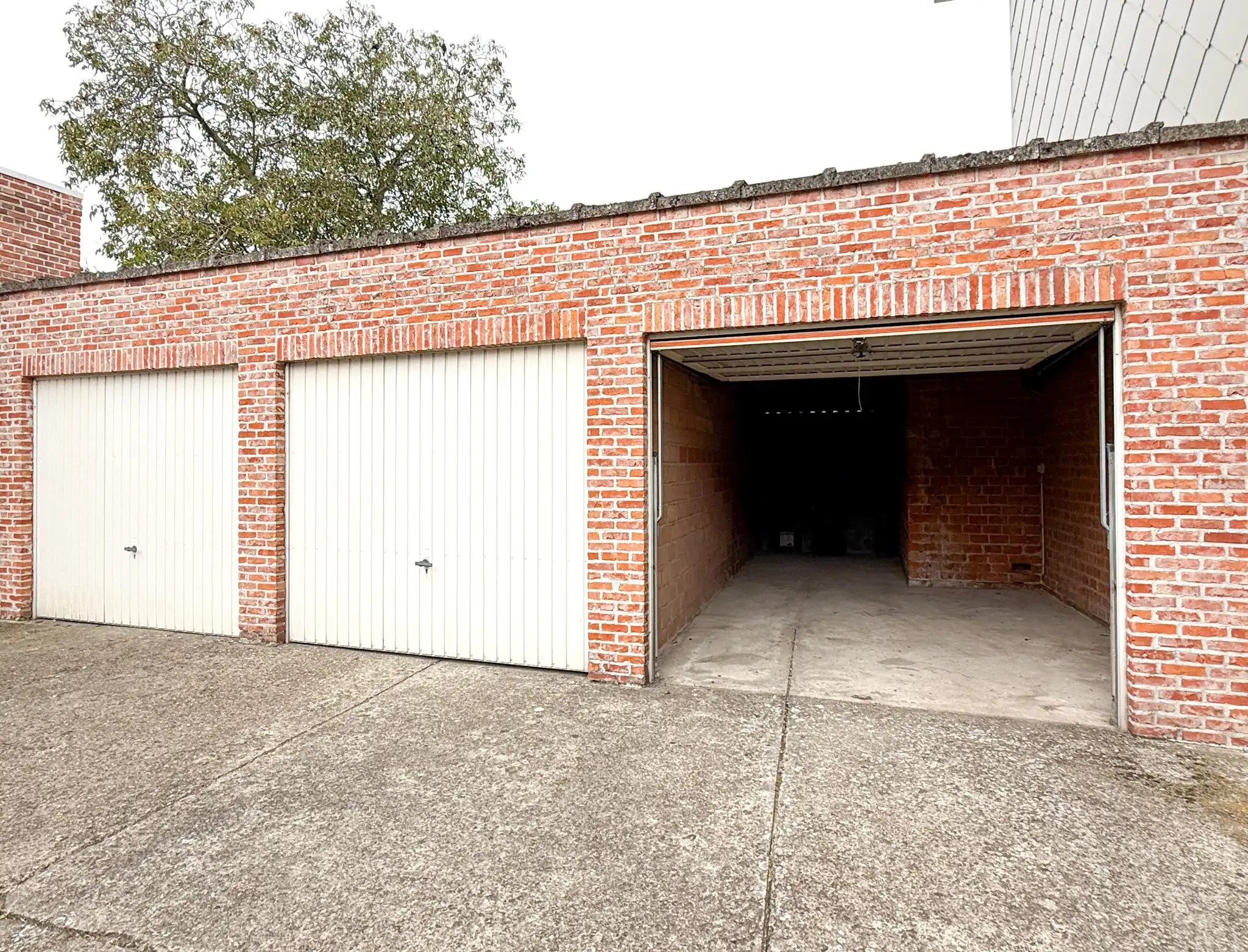 Gelijkvloers appartement met twee slaapkamers en garage in centrum Beveren foto 10