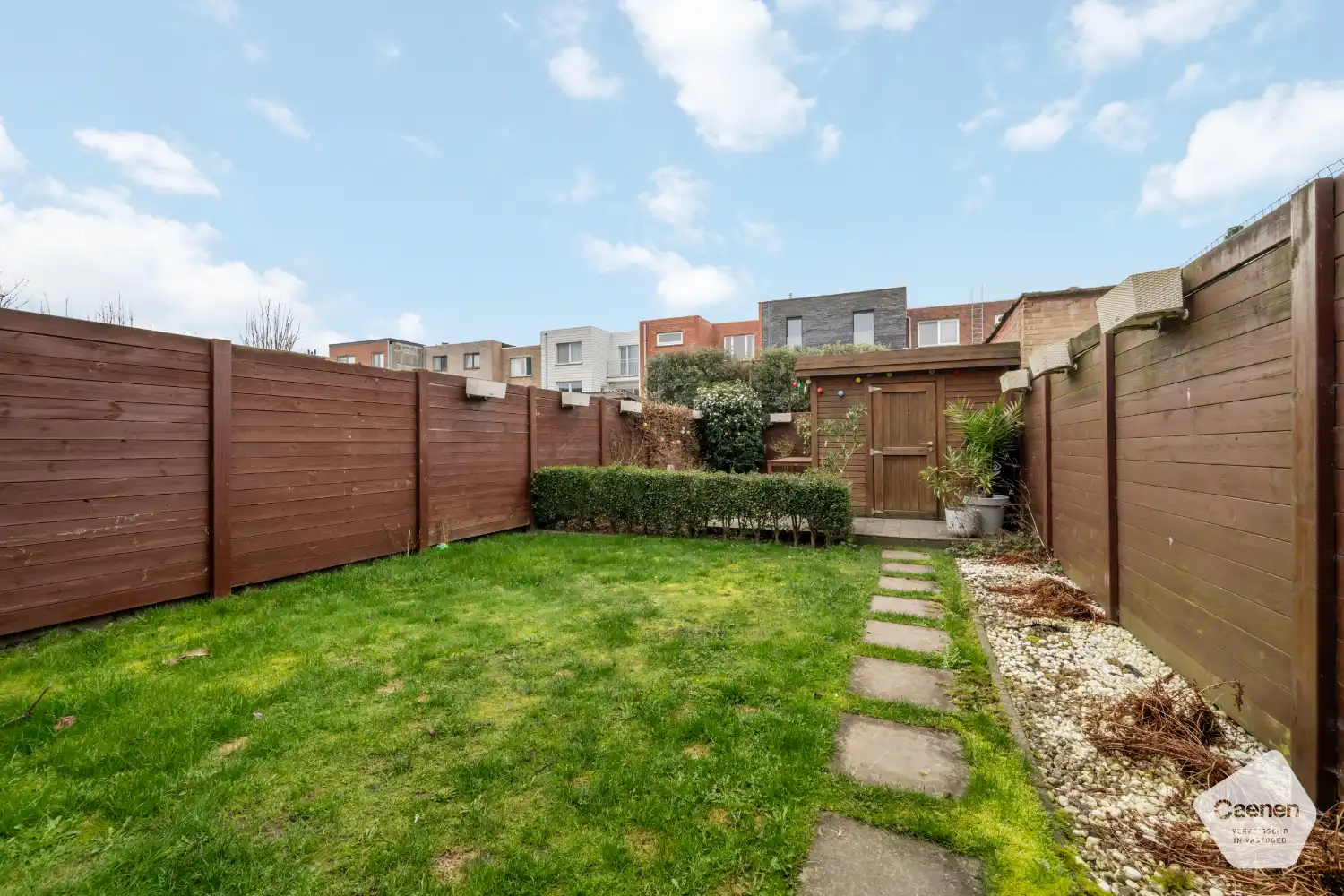 Instapklare gezinswoning met 3 slaapkamers en ruime tuin foto 19