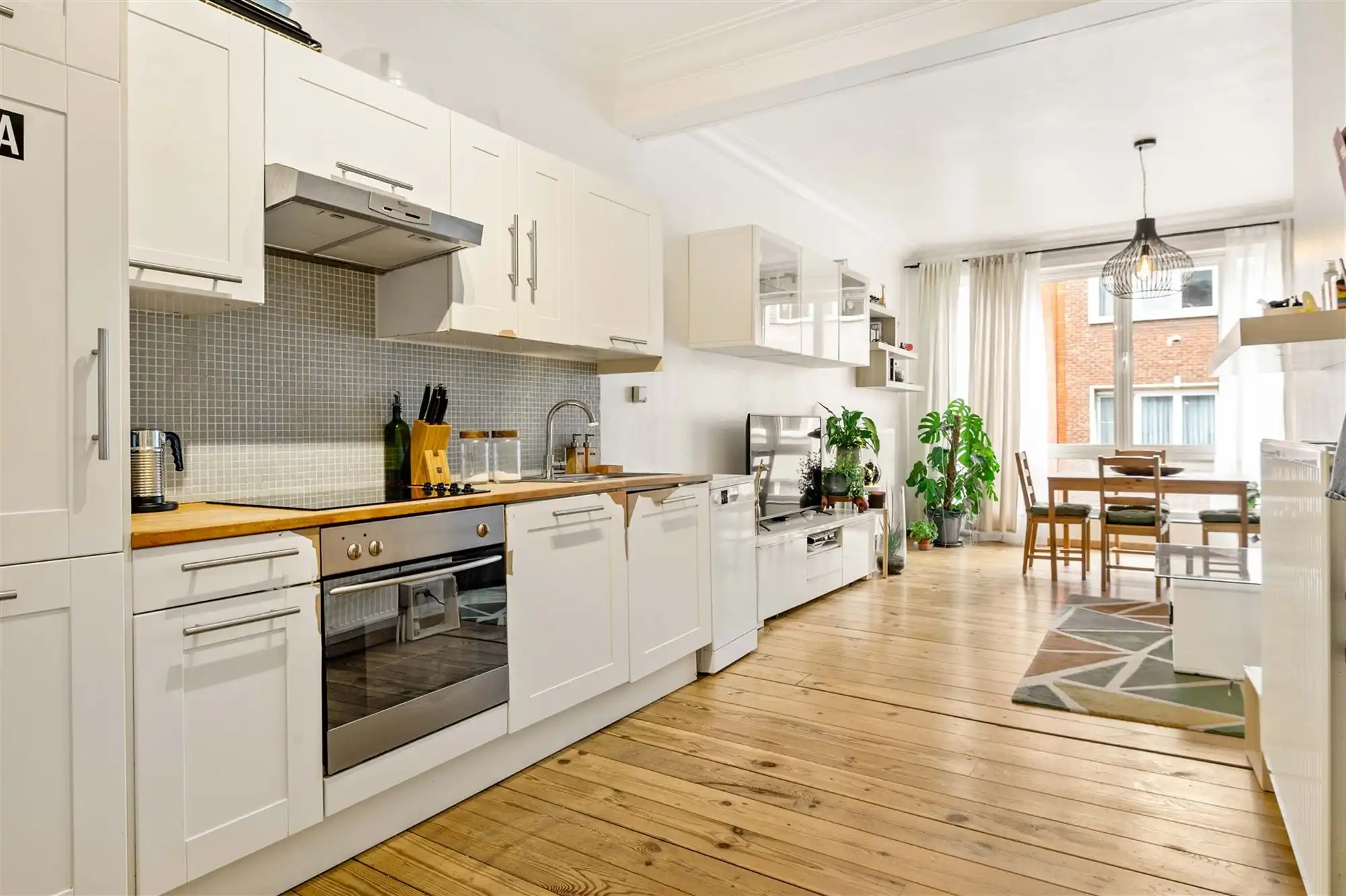 Appartement met 1 slaapkamer en terras. foto 5