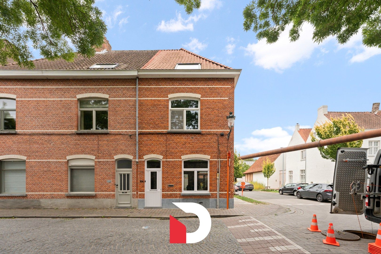 Charmevolle stadswoning gelegen op een schitterende locatie in hartje Brugge. foto 2