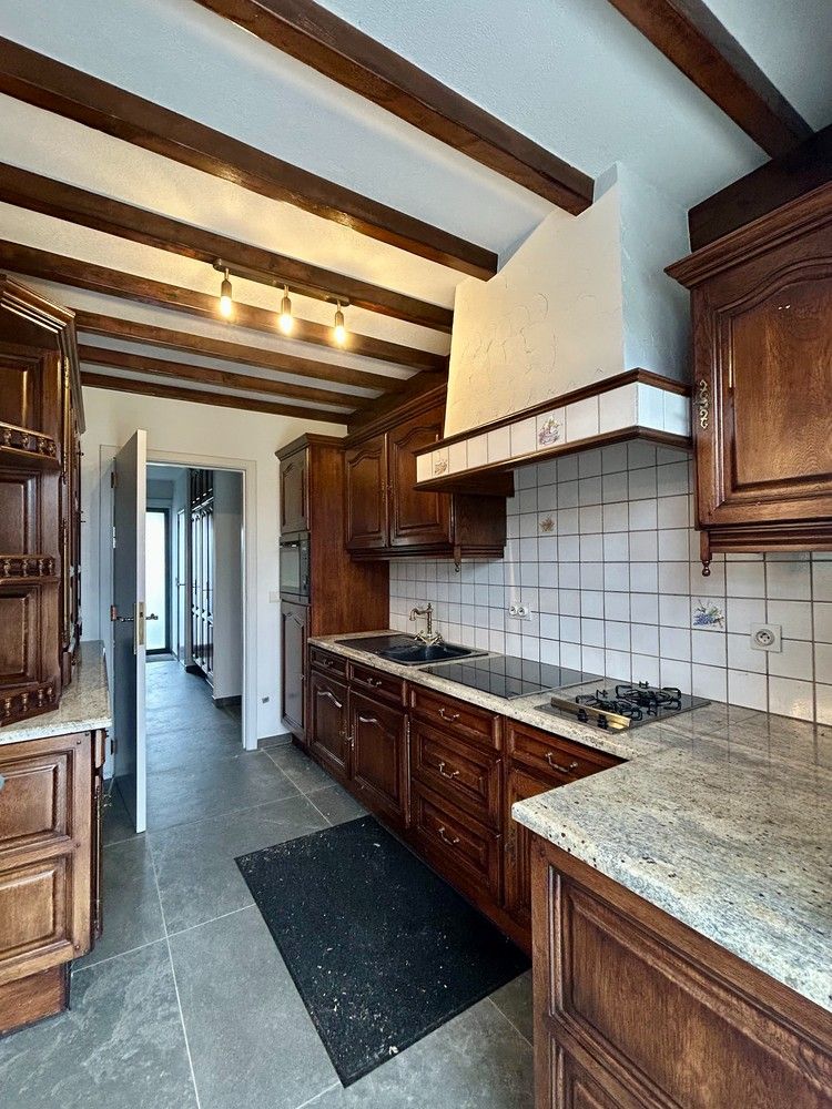 Ruime gezinswoning met prachtige tuin in rustige straat te Blanden foto 6