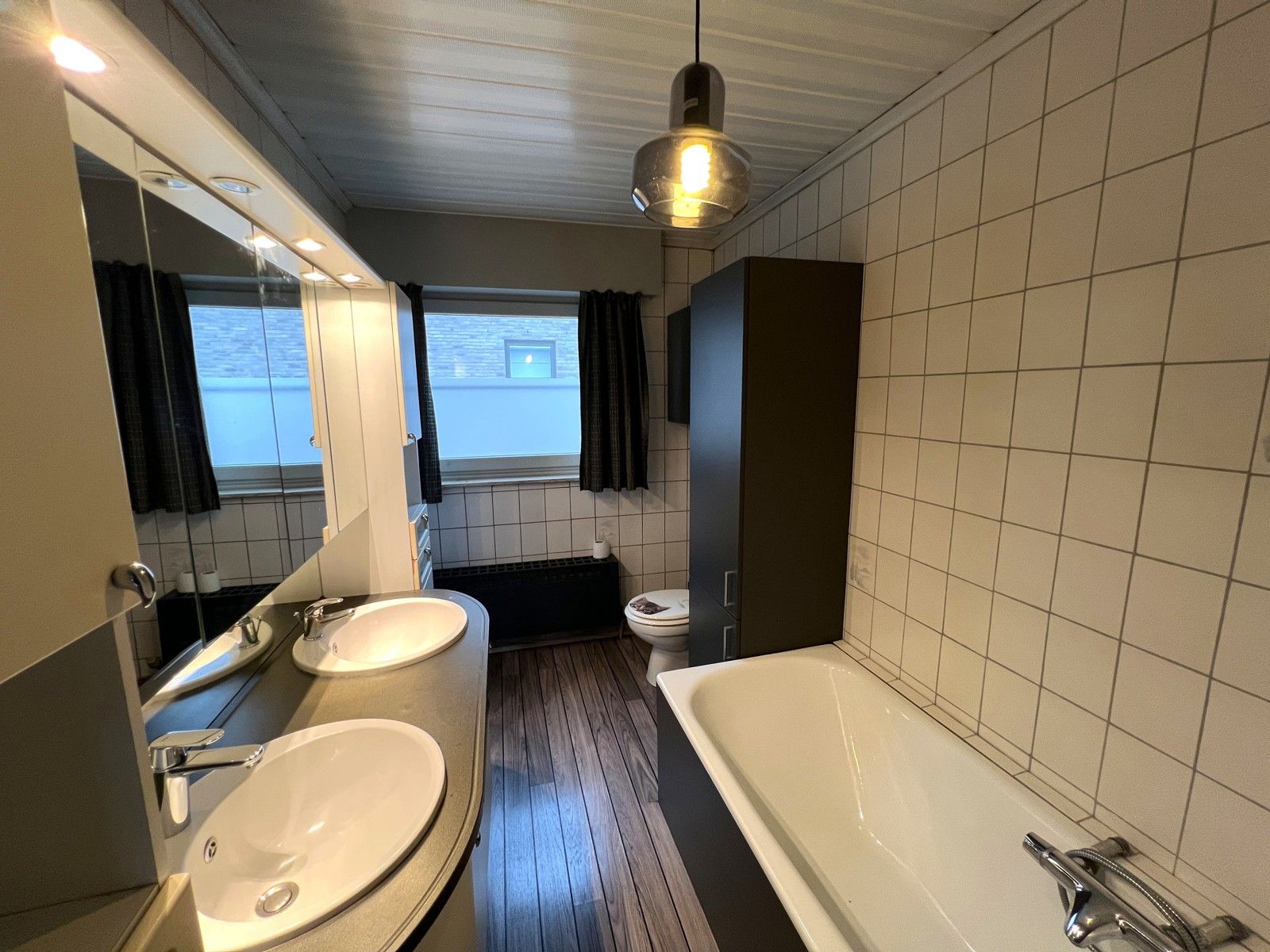 Ruim, lichtrijk appartement met dakterras foto 8