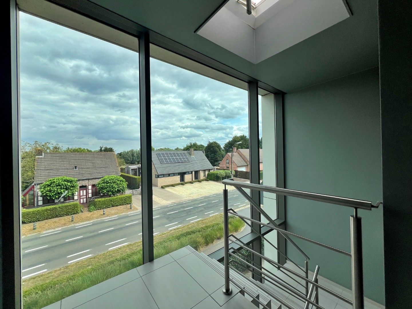 Lichtrijk 2-slaapkamer appartement met garage en 2 terrassen foto 23