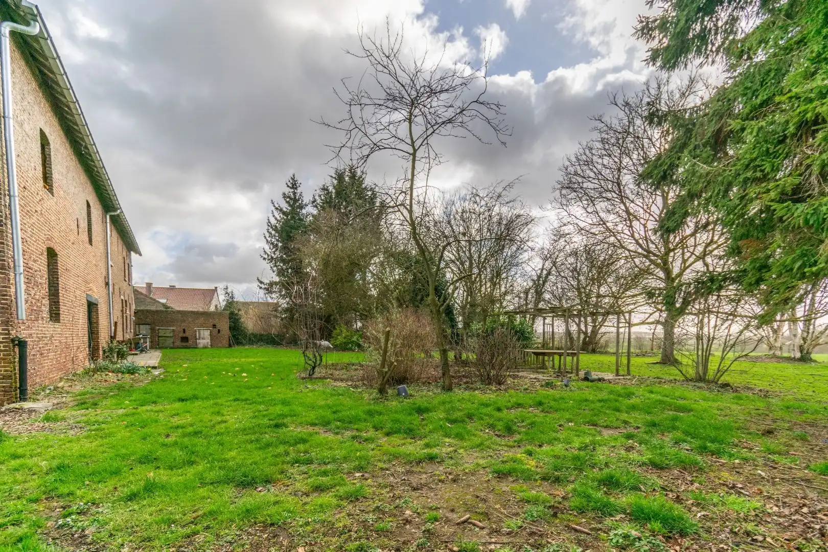 GERENOVEERDE KARAKTER HOEVE OP 20 ARE!  foto 29
