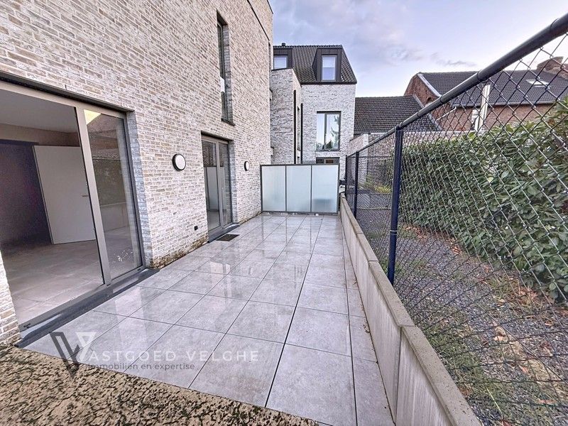 Gelijkvloers appartement met 2 slaapkamers en 2 terrassen gelegen in het centrum van Mechelen-aan-de-Maas foto 6