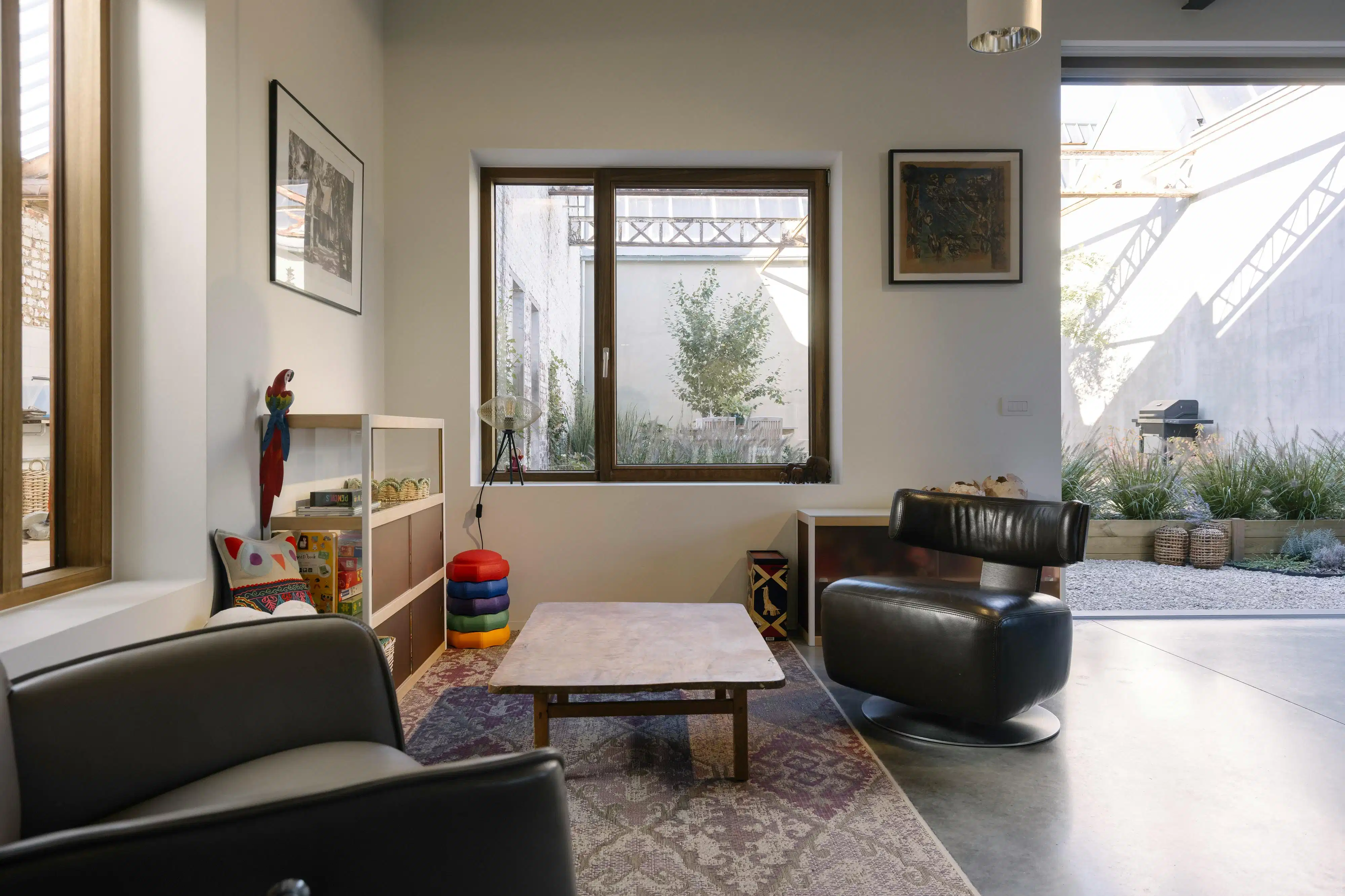 Gerenoveerde woning met authentieke elementen en magazijn foto 6