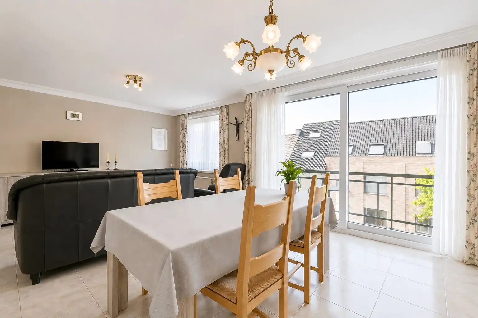 Centraal gelegen appartement! foto {{pictureIndex}}