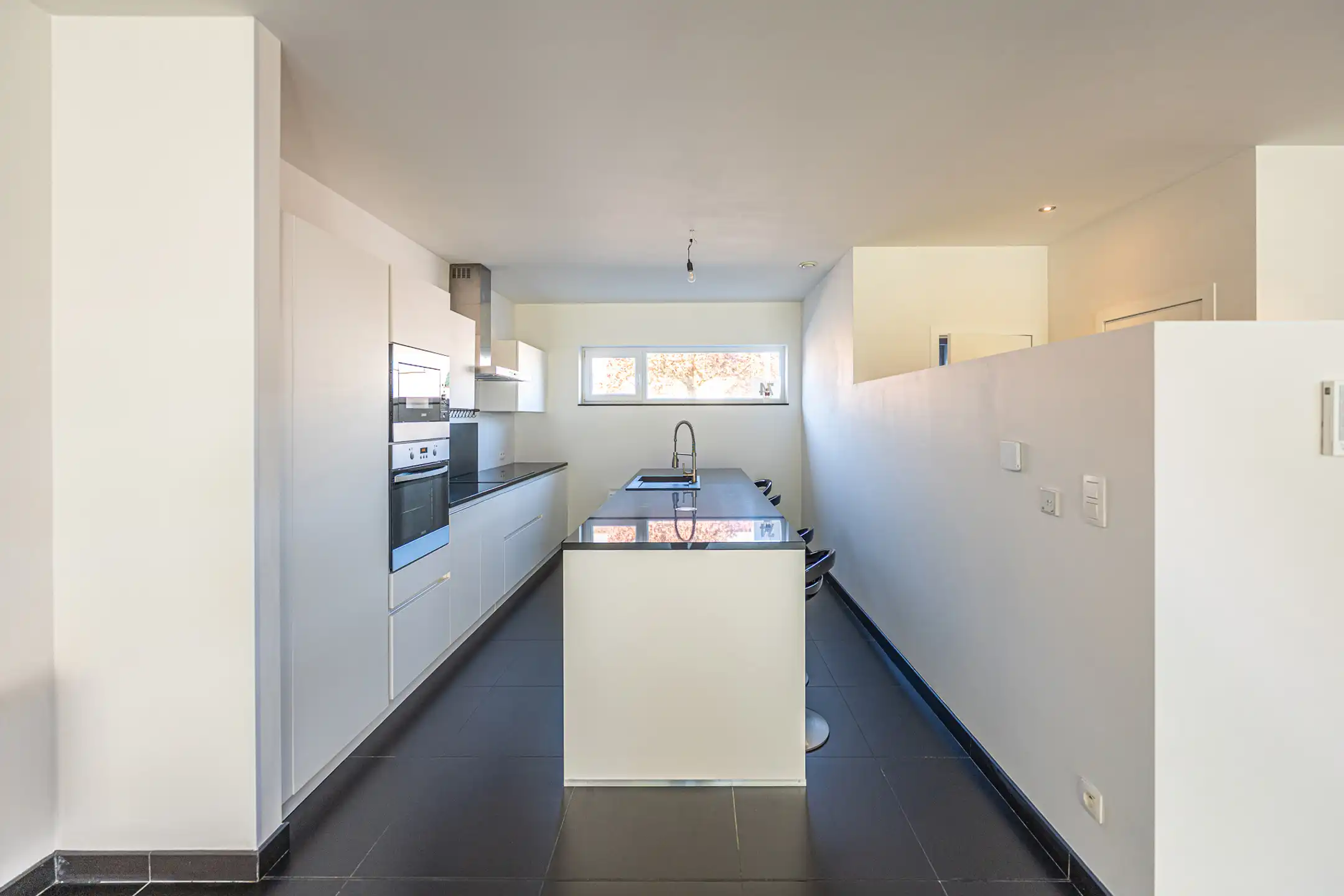 Instapklare woning op topligging foto 9