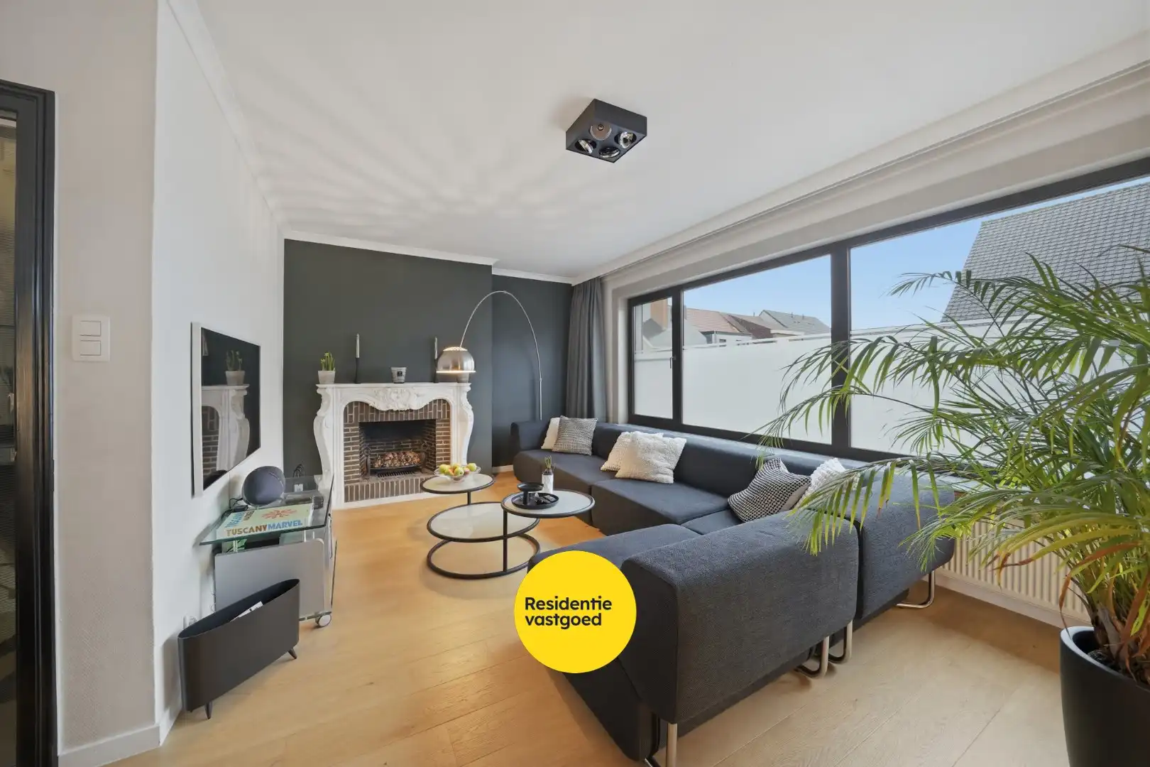 Ruime bel-étage woning met tuin en garage op rustige ligging te Bredene foto 4