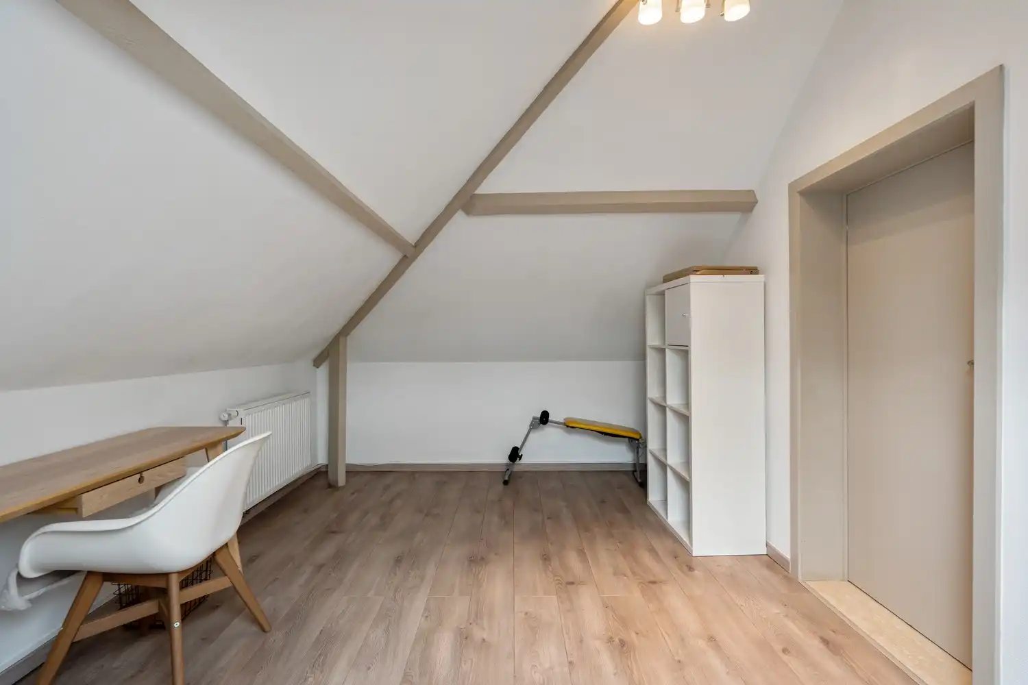 Landelijk gelegen, instapklare woning met 4 slaapkamers en zuidwestgerichte tuin op 8a27ca te Lubbeek. foto 16