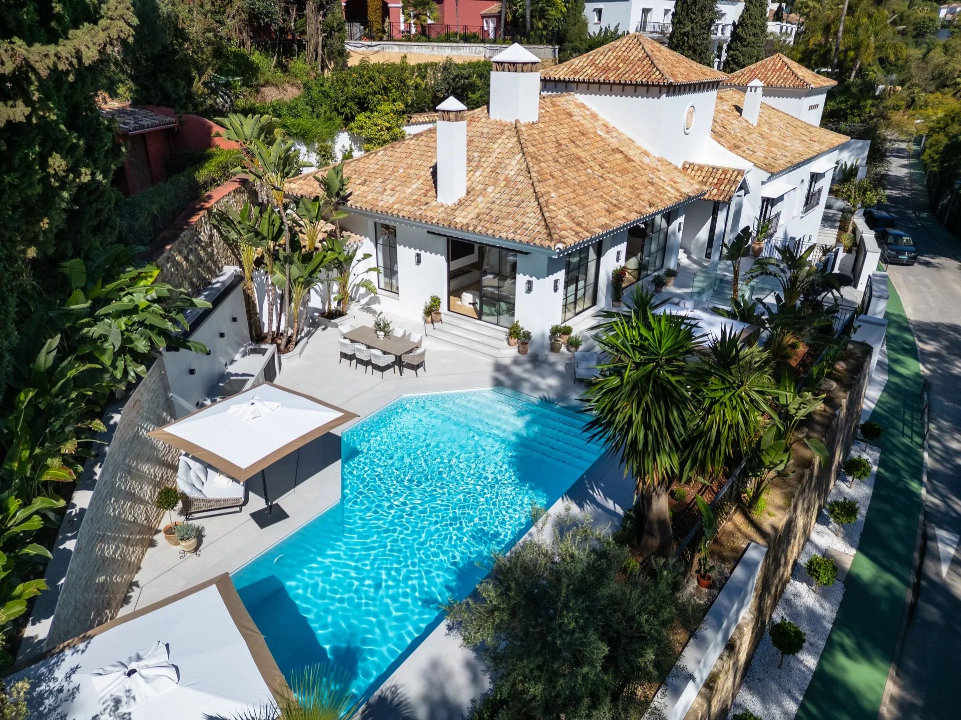Exclusieve villa te koop in prestigieus golfresort van La Quinta – een luxe oase met adembenemend uitzicht foto {{pictureIndex}}