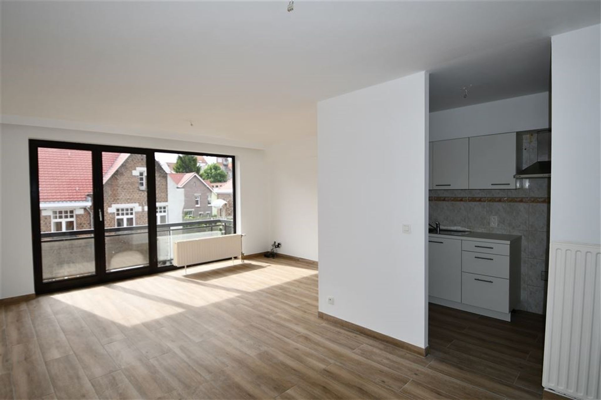 
BEZOEKEN VOLZET 2- slaapkamerappartement te huur in Ganshoren.
  foto {{pictureIndex}}