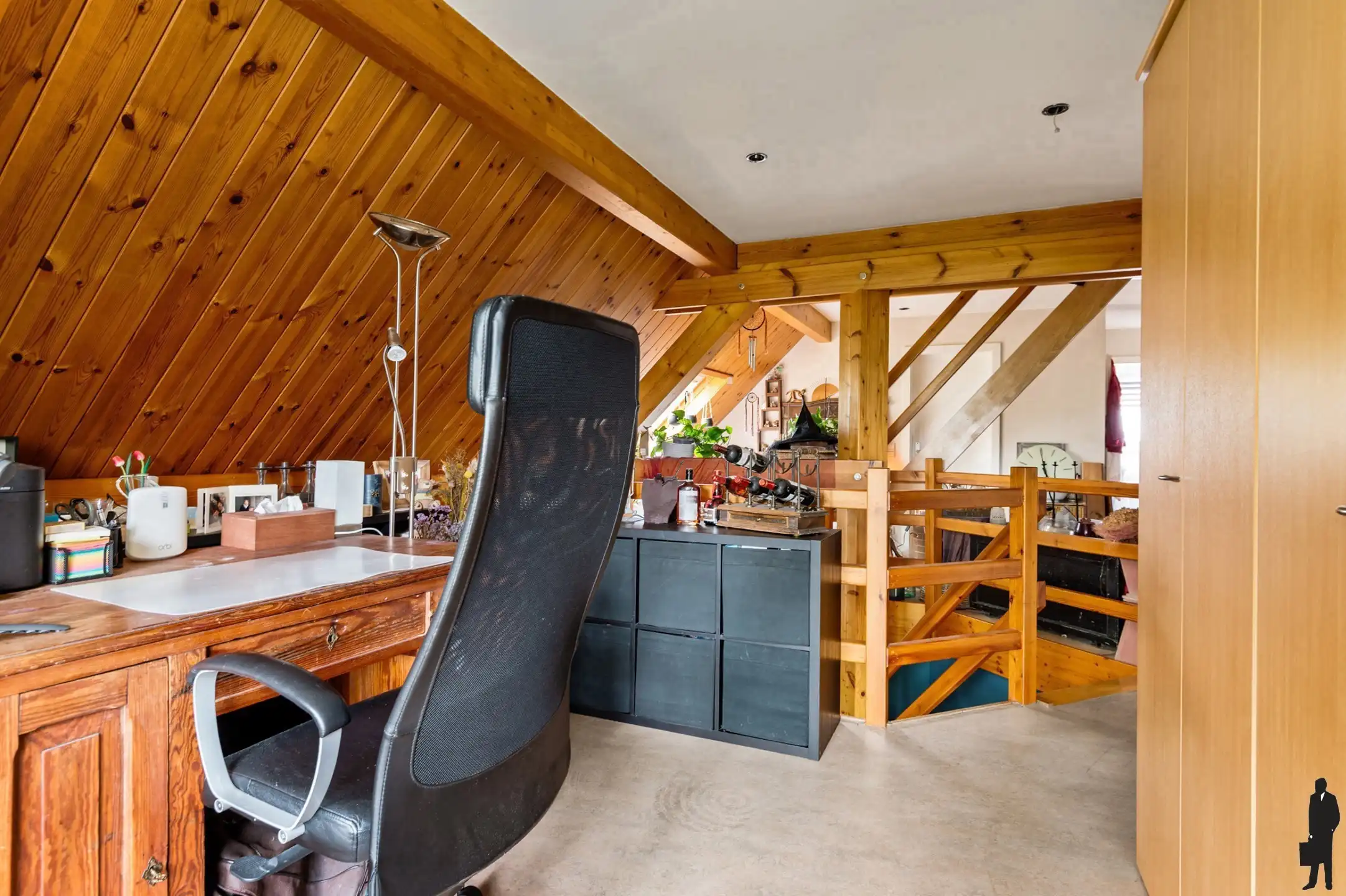 Ruime woning met 5 slpks, 2 badks en tuin met groenzicht foto 19