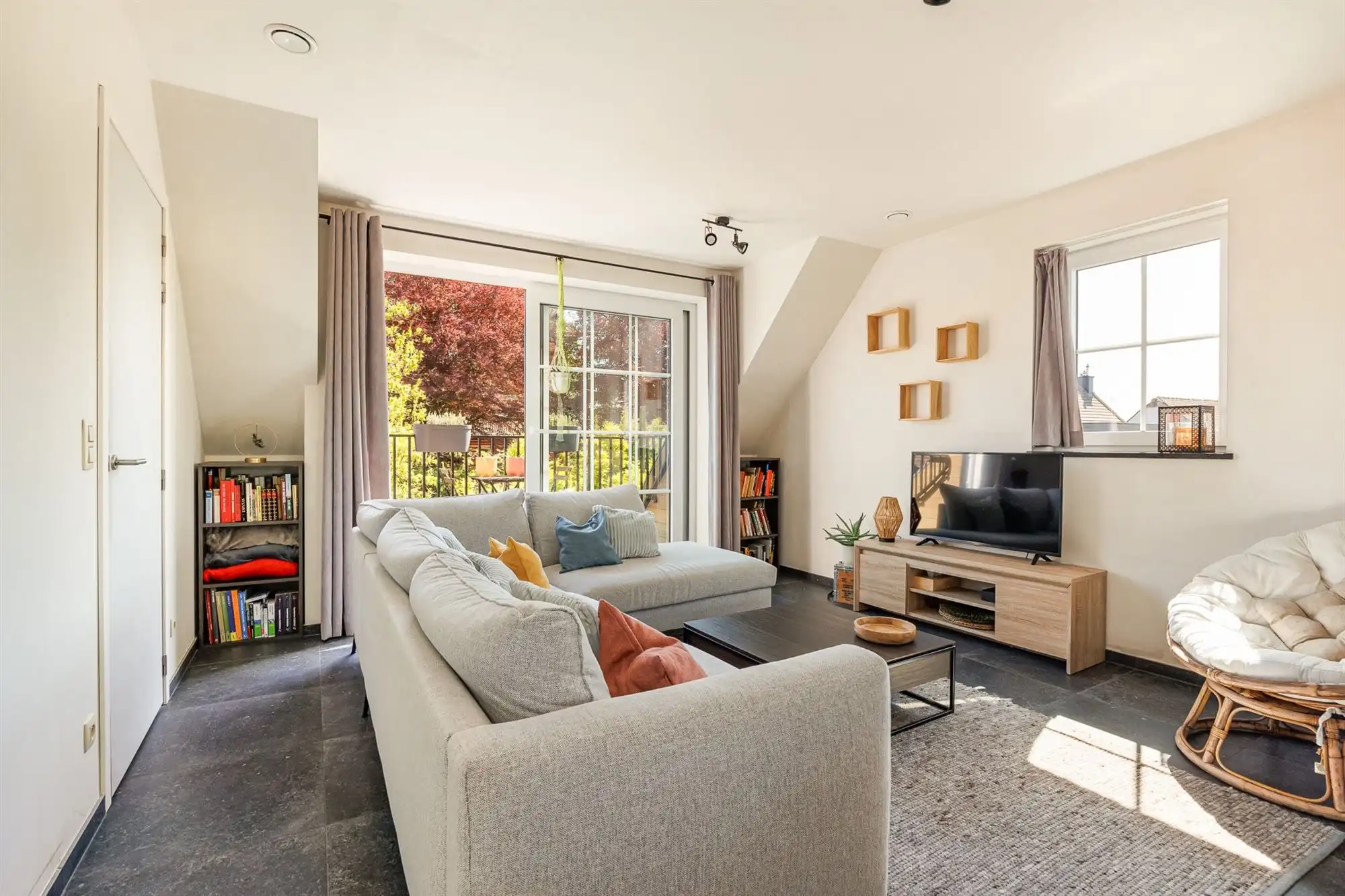 Instapklaar duplexappartement met een terras foto 15