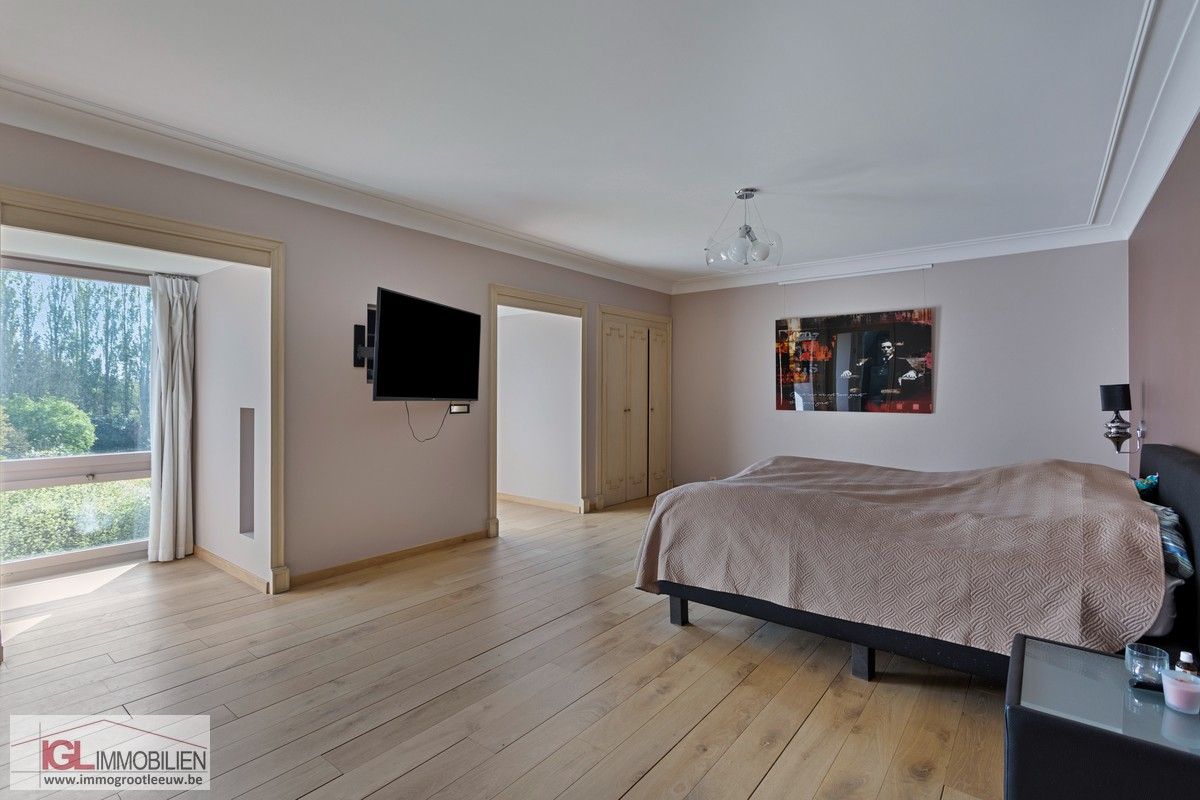 Uitzonderlijk landhuis te Vlieringenpark te koop foto 23
