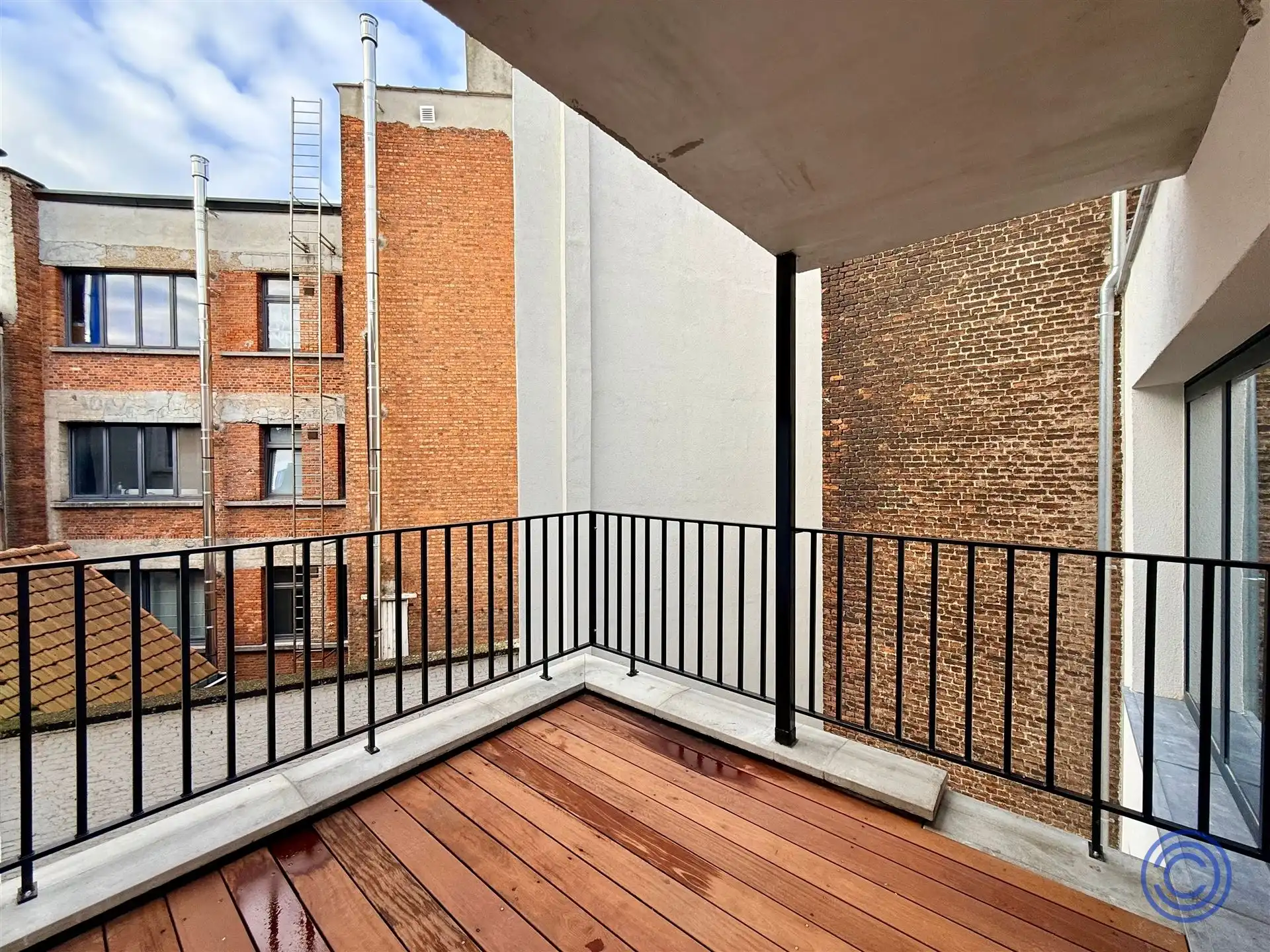 Prestigieus opbrengstgebouw aan Marnixplaats met potentieel rendement van 5%! foto 10