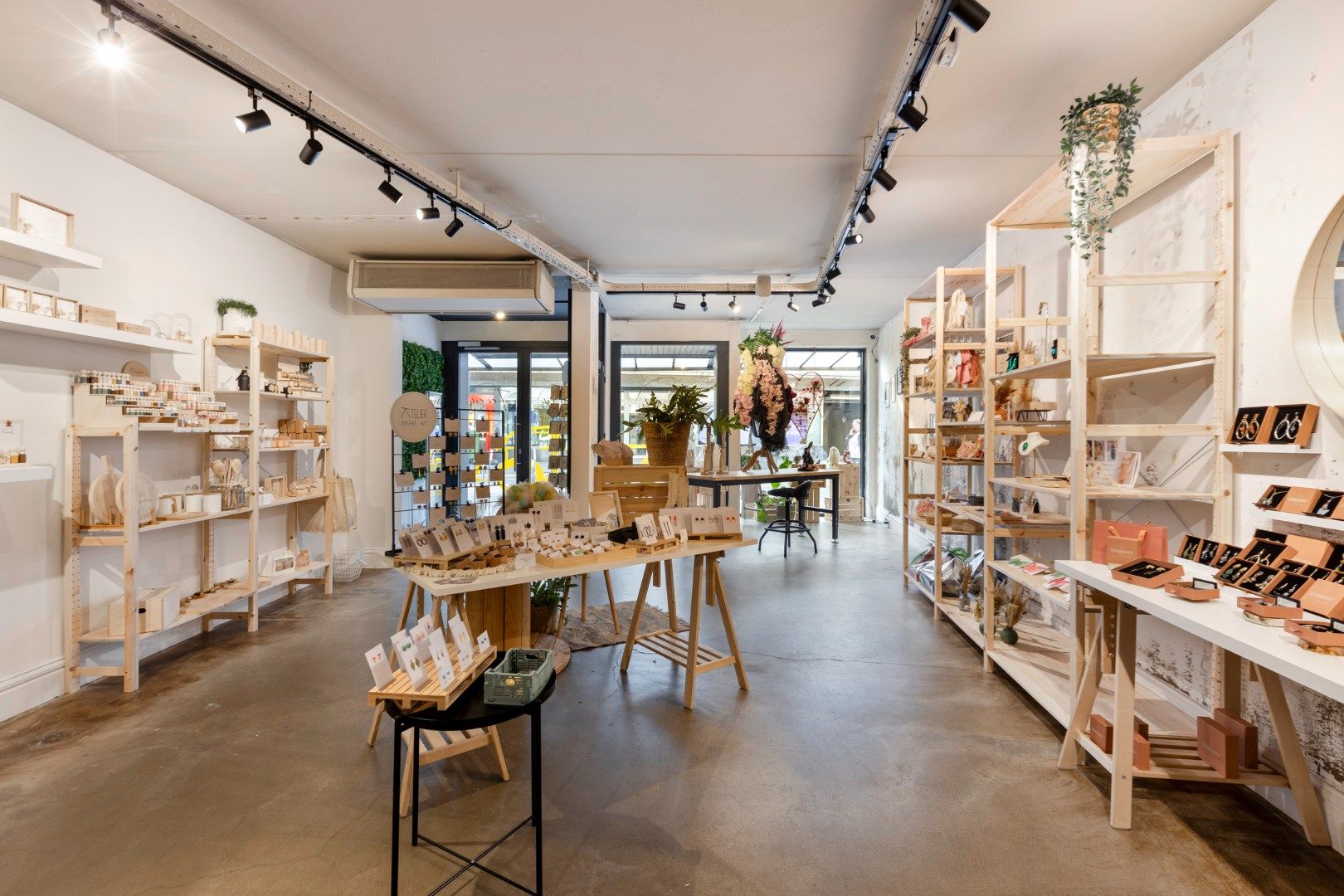 Multifunctionele handelsruimte op een gunstige locatie in Mol-Centrum. foto 3