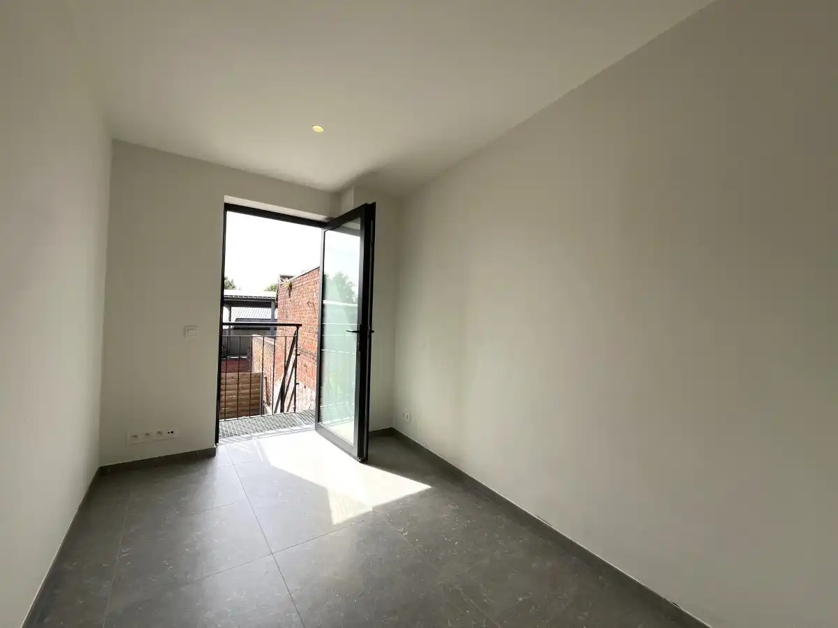 Dadizele - Ruime duplex met terras, tuin en staanplaats in het centrum foto 9