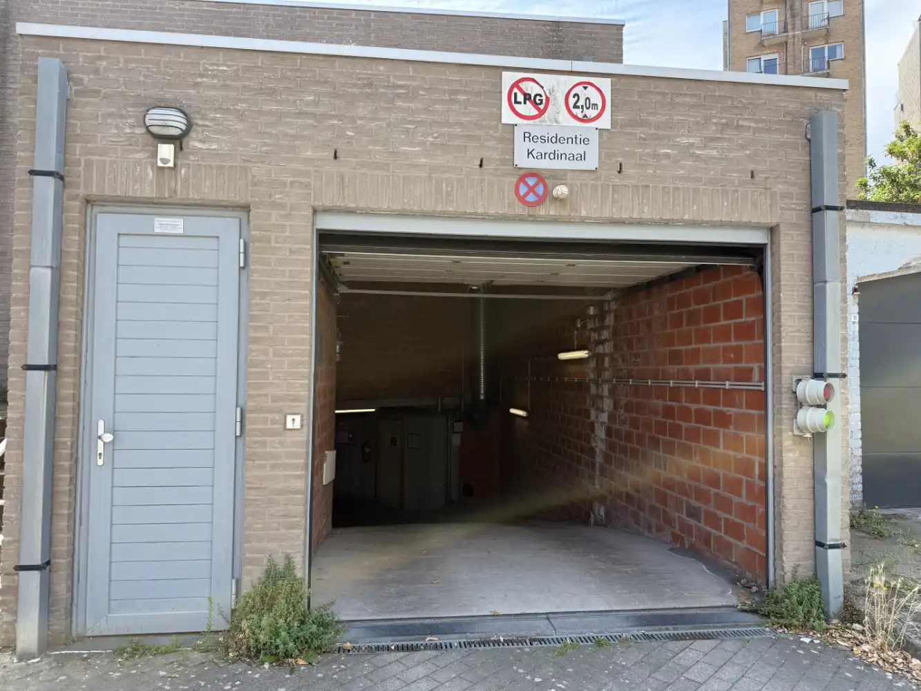 Garage te koop Zeelaan 140 - 8660 De Panne