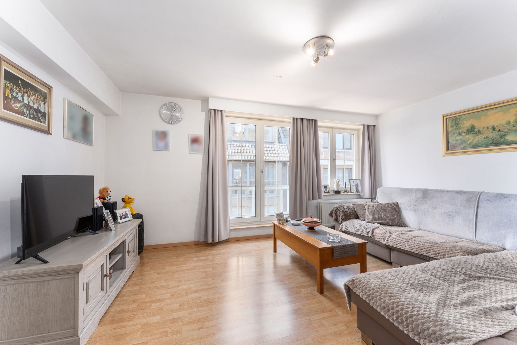 Ruim drieslaapkamerappartement in volle centrum foto 8