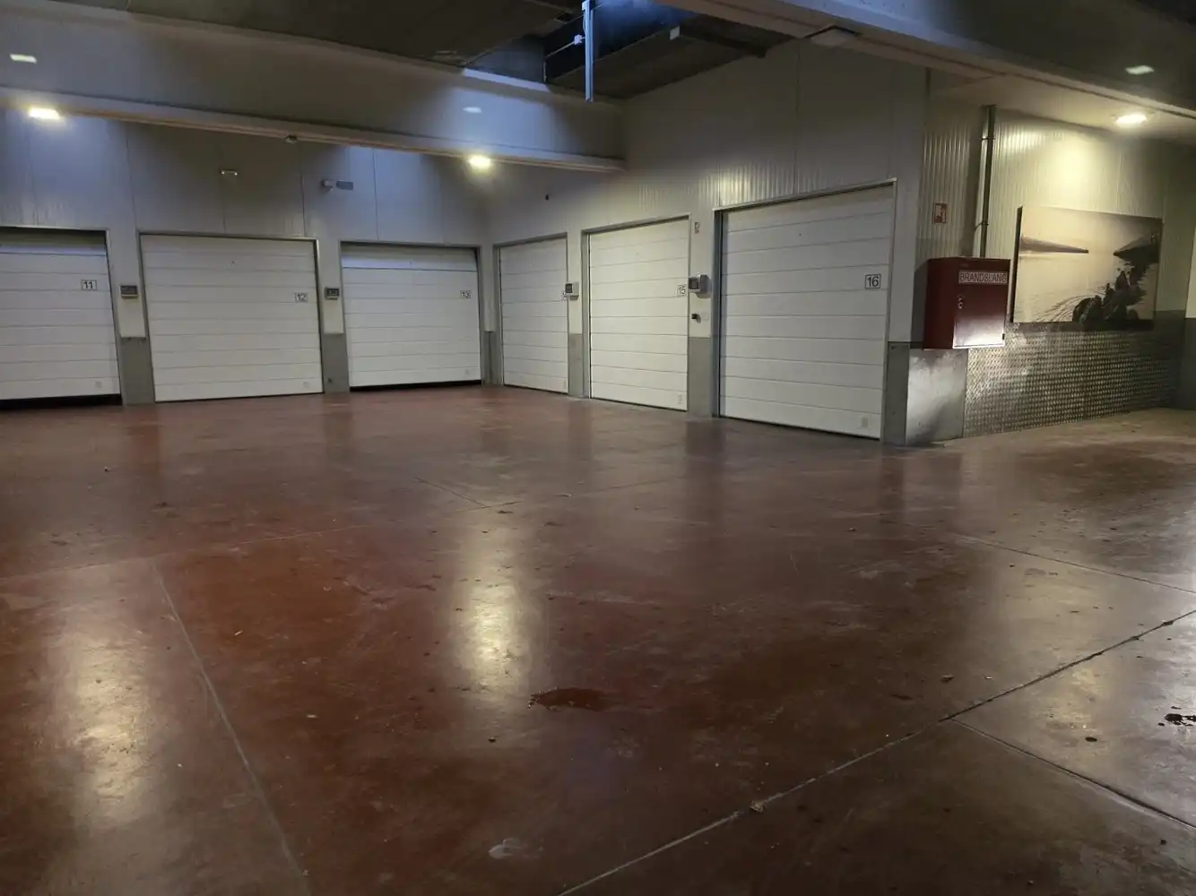 GARAGECOMPLEX LINDENLAAN foto 9
