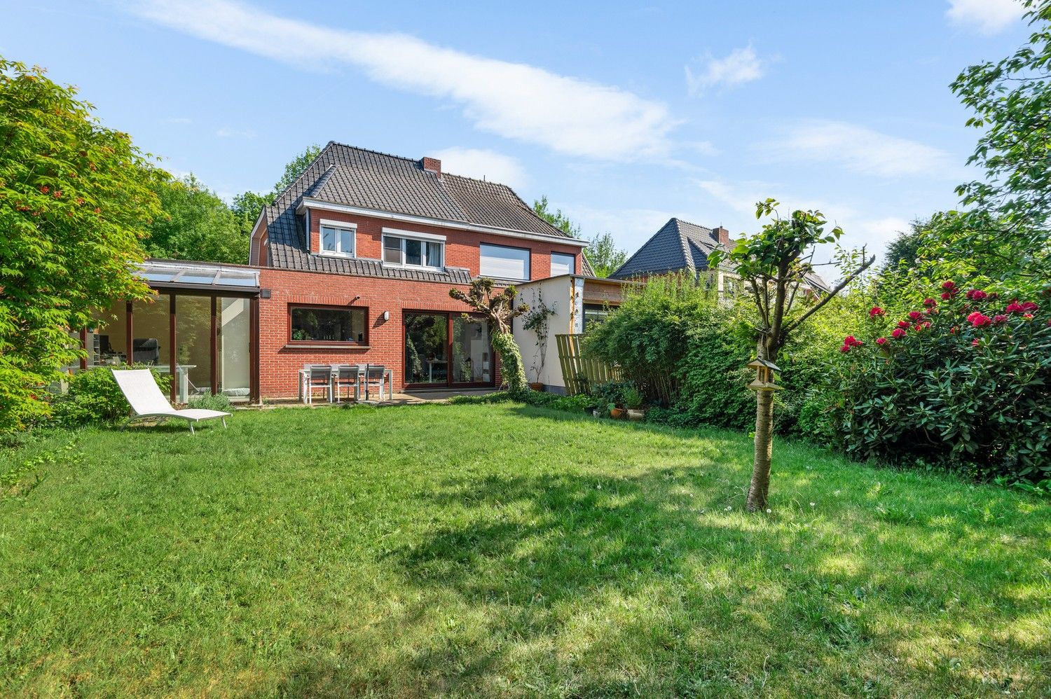 Gezellige woning met 3 slaapkamers, veranda en tuin te koop in top buurt te Ekeren! foto 18