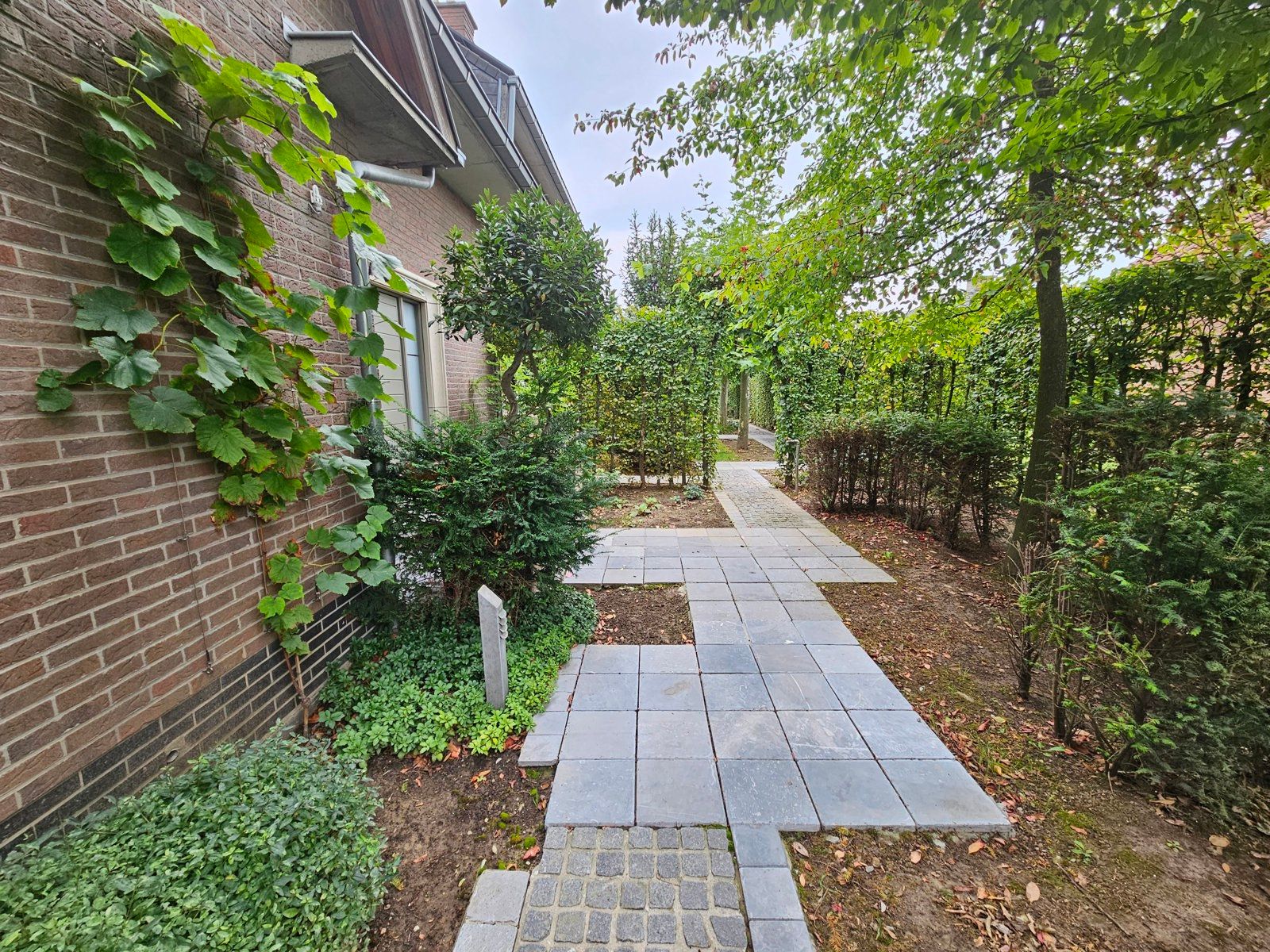 Ruim appartement met 3 slaapkamers ! foto 13