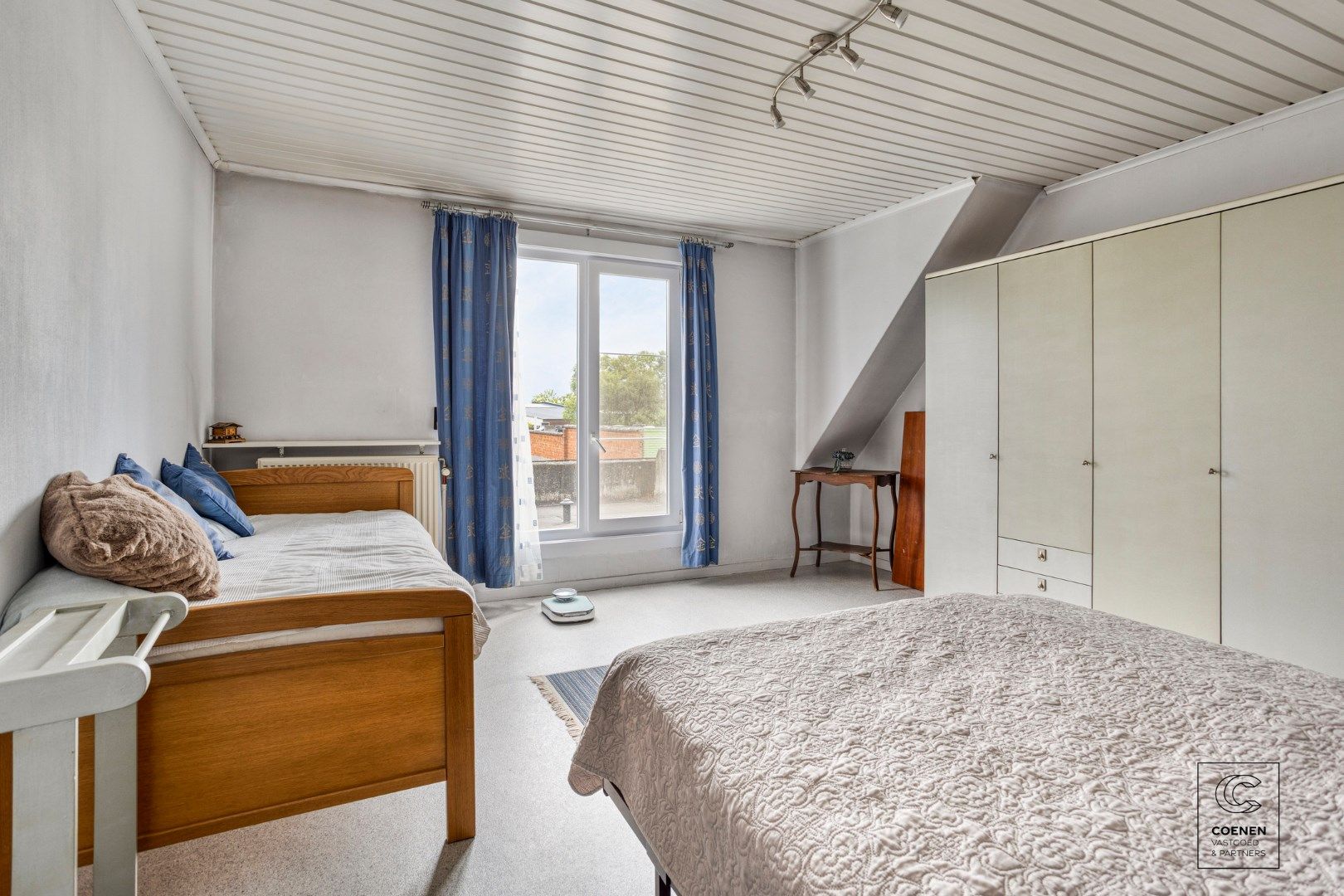 Instapklare woning met 2 slpk, ruime garage en zonnige tuin op TOPlocatie te Wommelgem!  foto 20