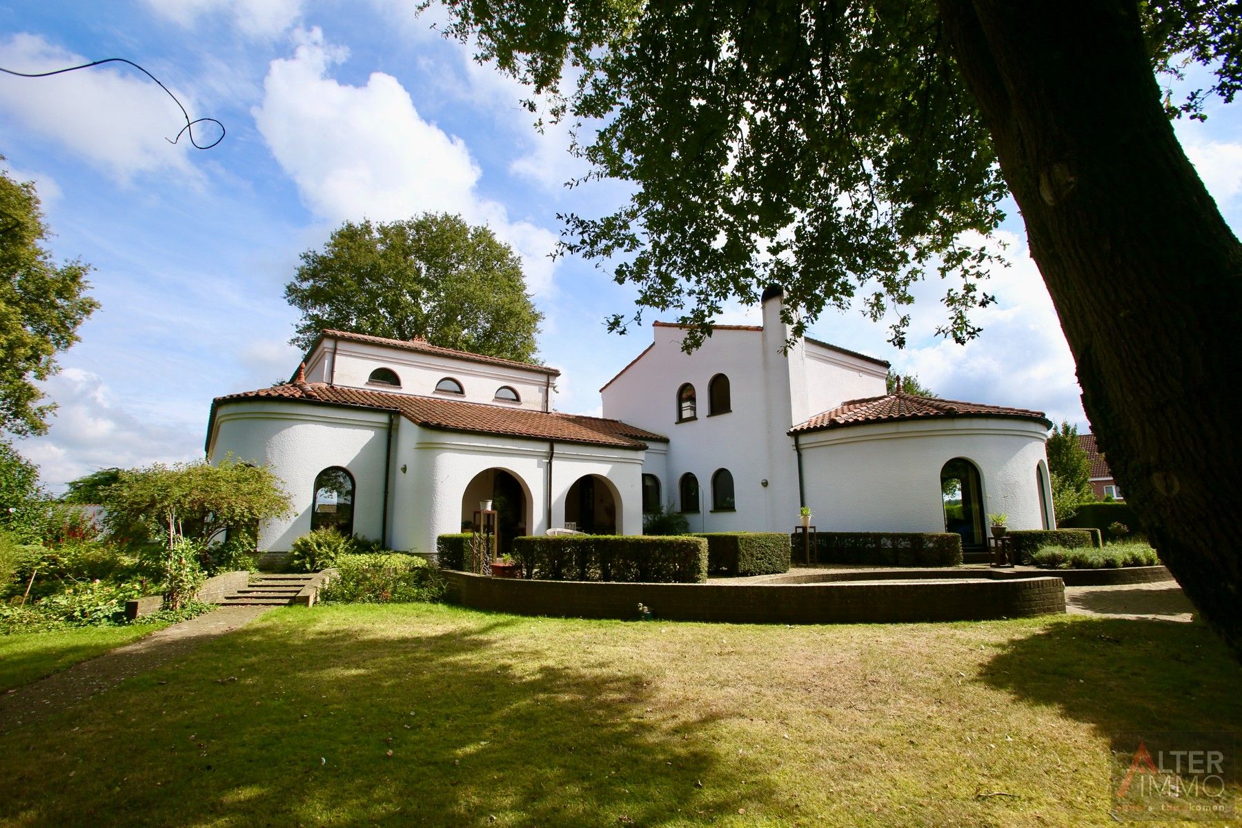 Unieke villa van meer dan 400 m² op een prachtig perceel van ca. 45 are! foto 36